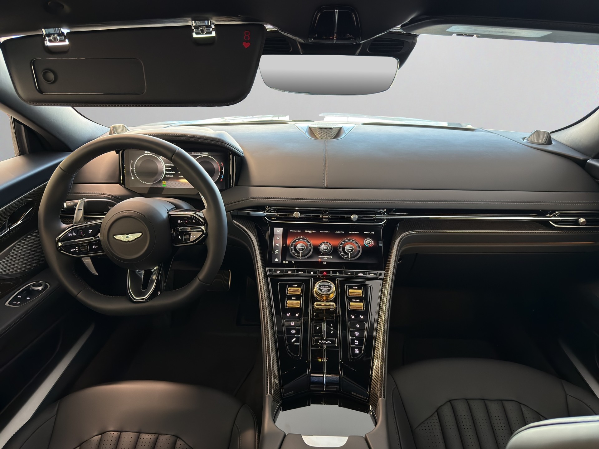 ASTON MARTIN DB12 4.0 V8 Bi-Turbo "1 of 60 Goldfinger Edition"-image-10