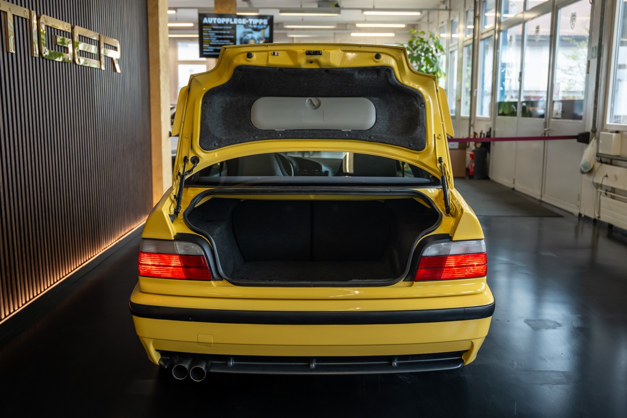 BMW M3 Coupé-image-6