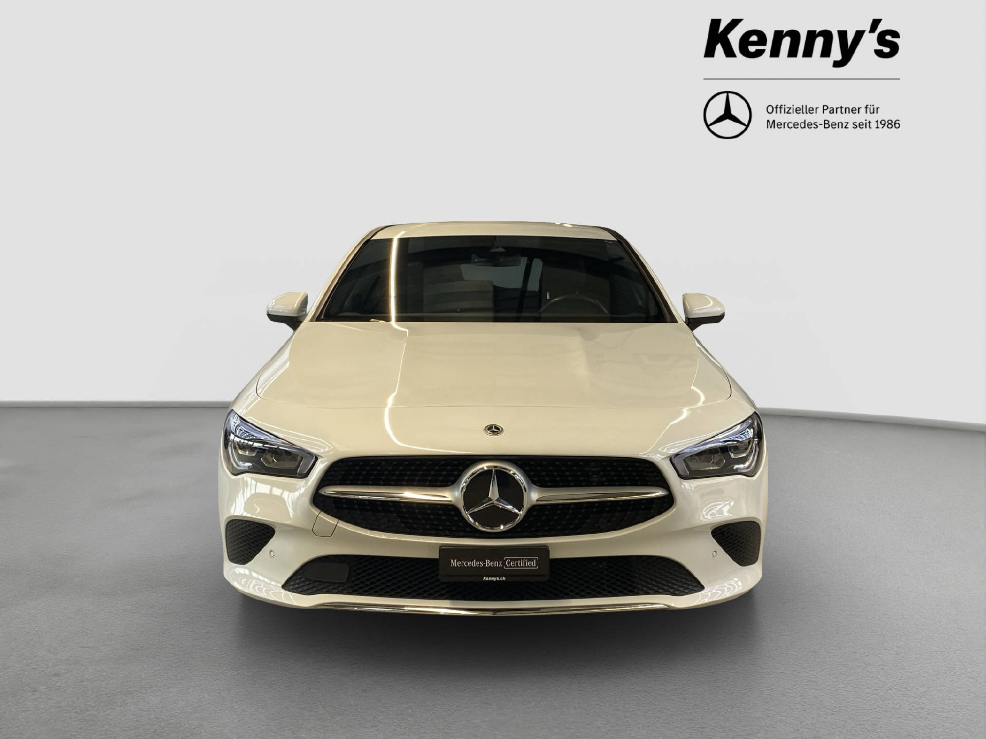 MERCEDES-BENZ CLA 180 Progressive Shooting Brake-showroom-element-1
