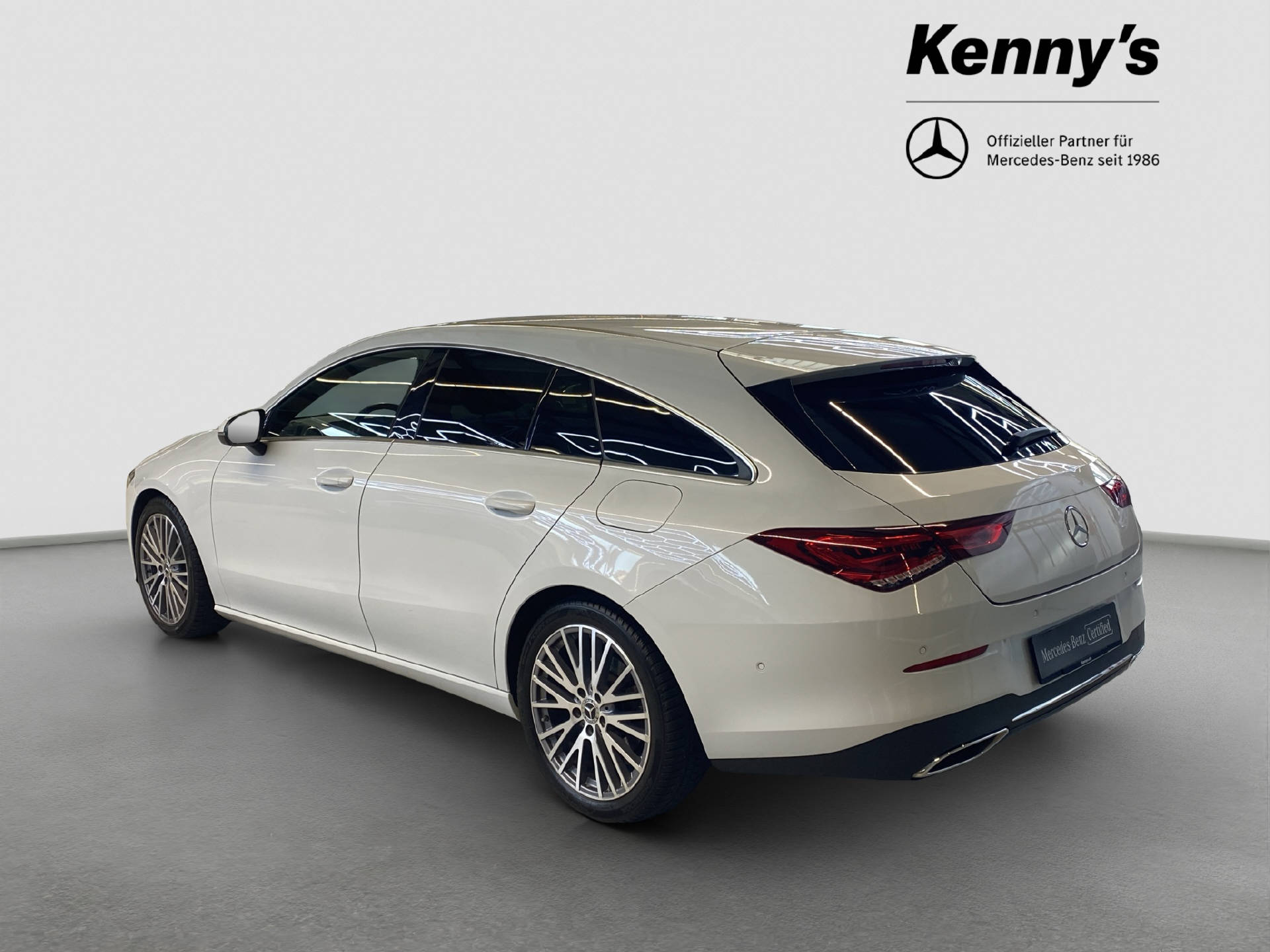 MERCEDES-BENZ CLA 180 Progressive Shooting Brake-image-4