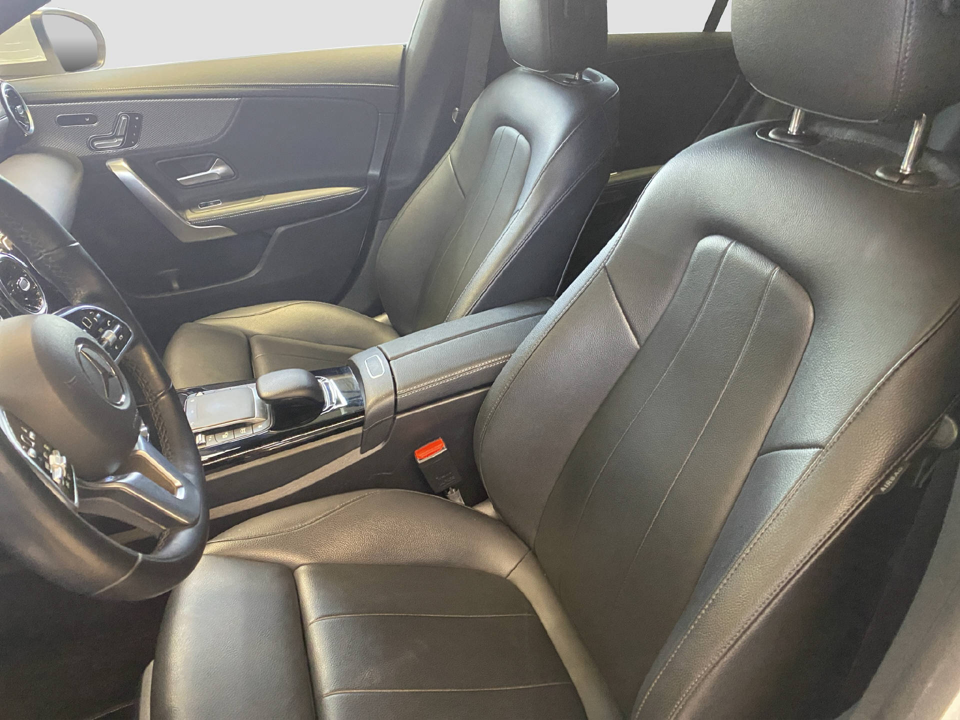 MERCEDES-BENZ CLA 180 Progressive Shooting Brake-image-7