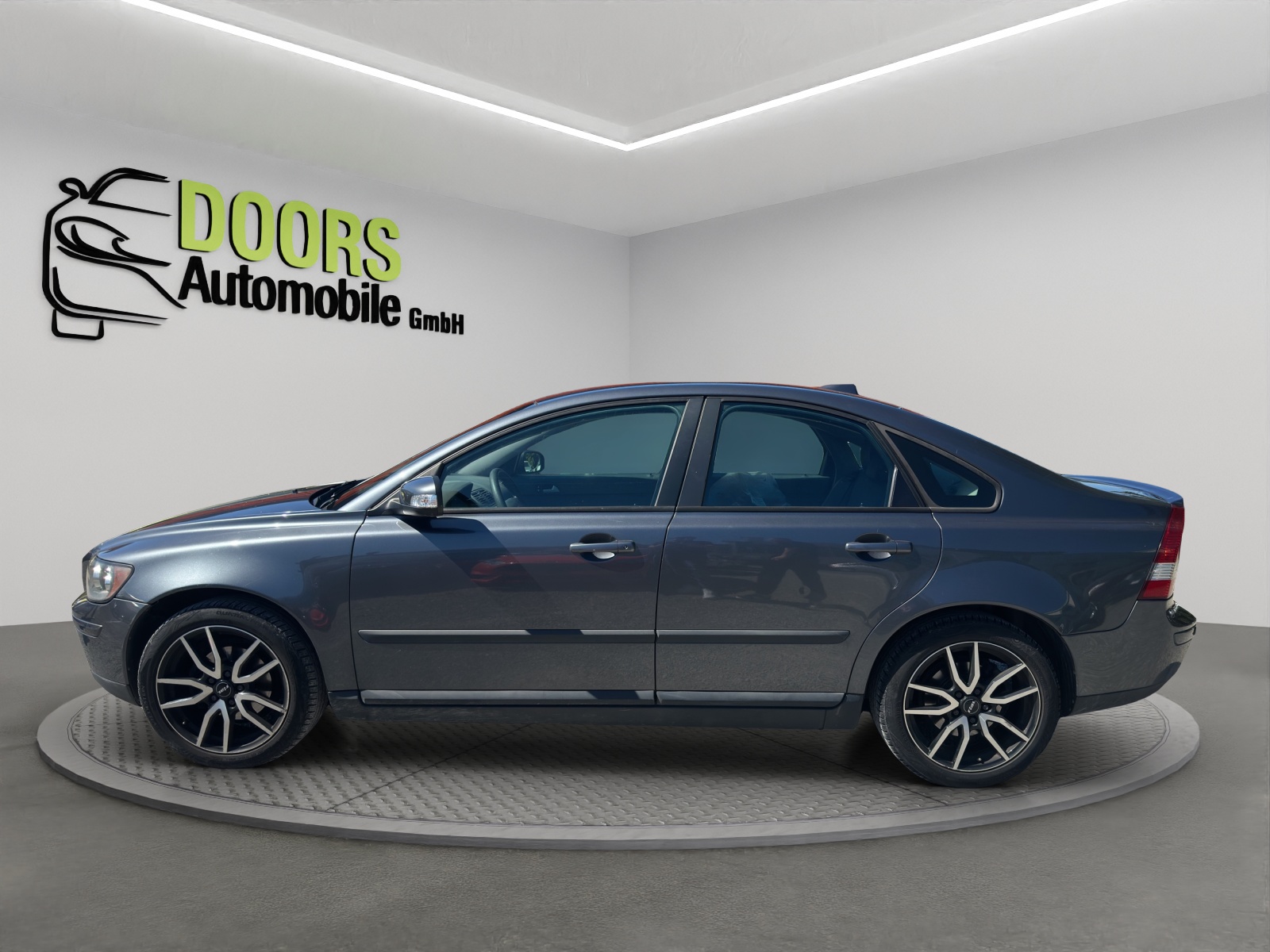 VOLVO S40 1.6 Momentum-image-6