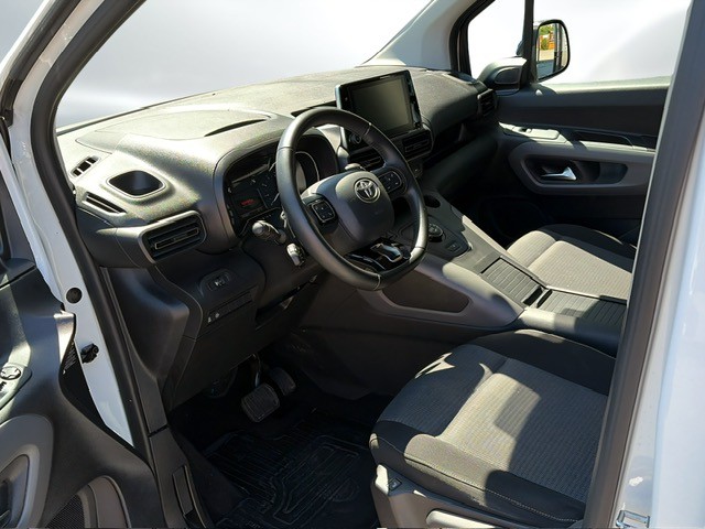 TOYOTA Proace City Verso 1.2 Trend Medium Automatik-image-4