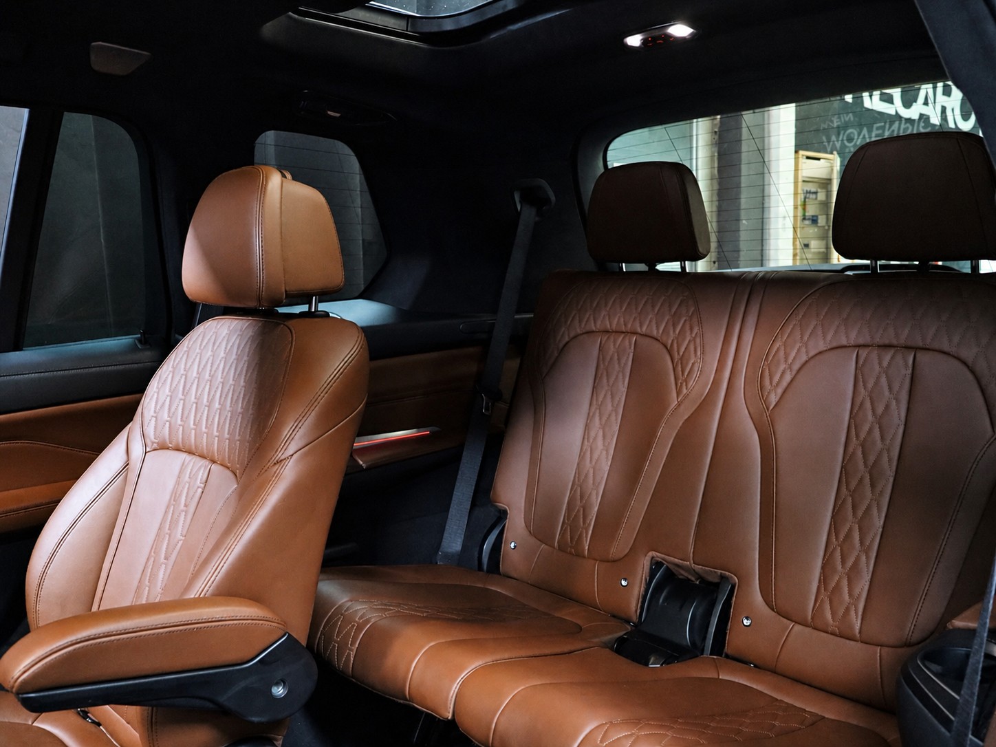 BMW X7 xDrive 48V 40d M Sport Pro Steptronic-image-18