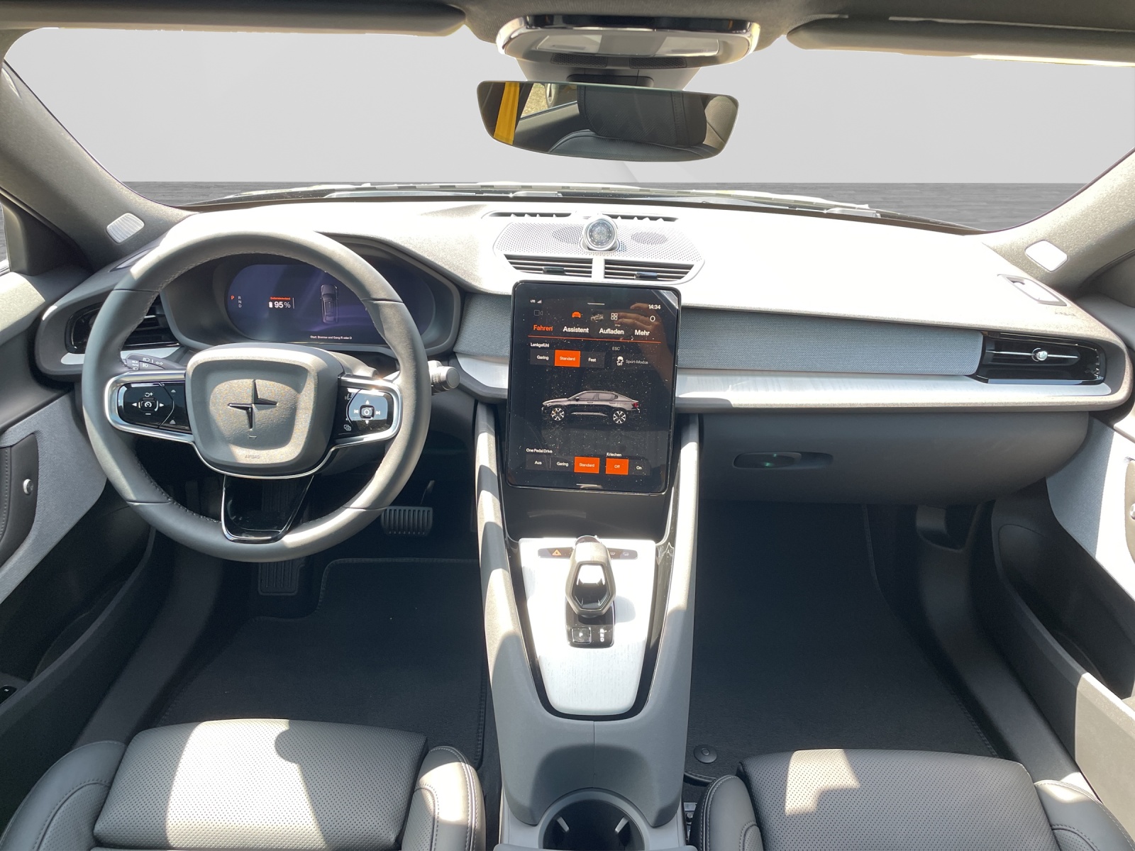 POLESTAR 2 Long Range Dual Motor Performance Prime-image-10