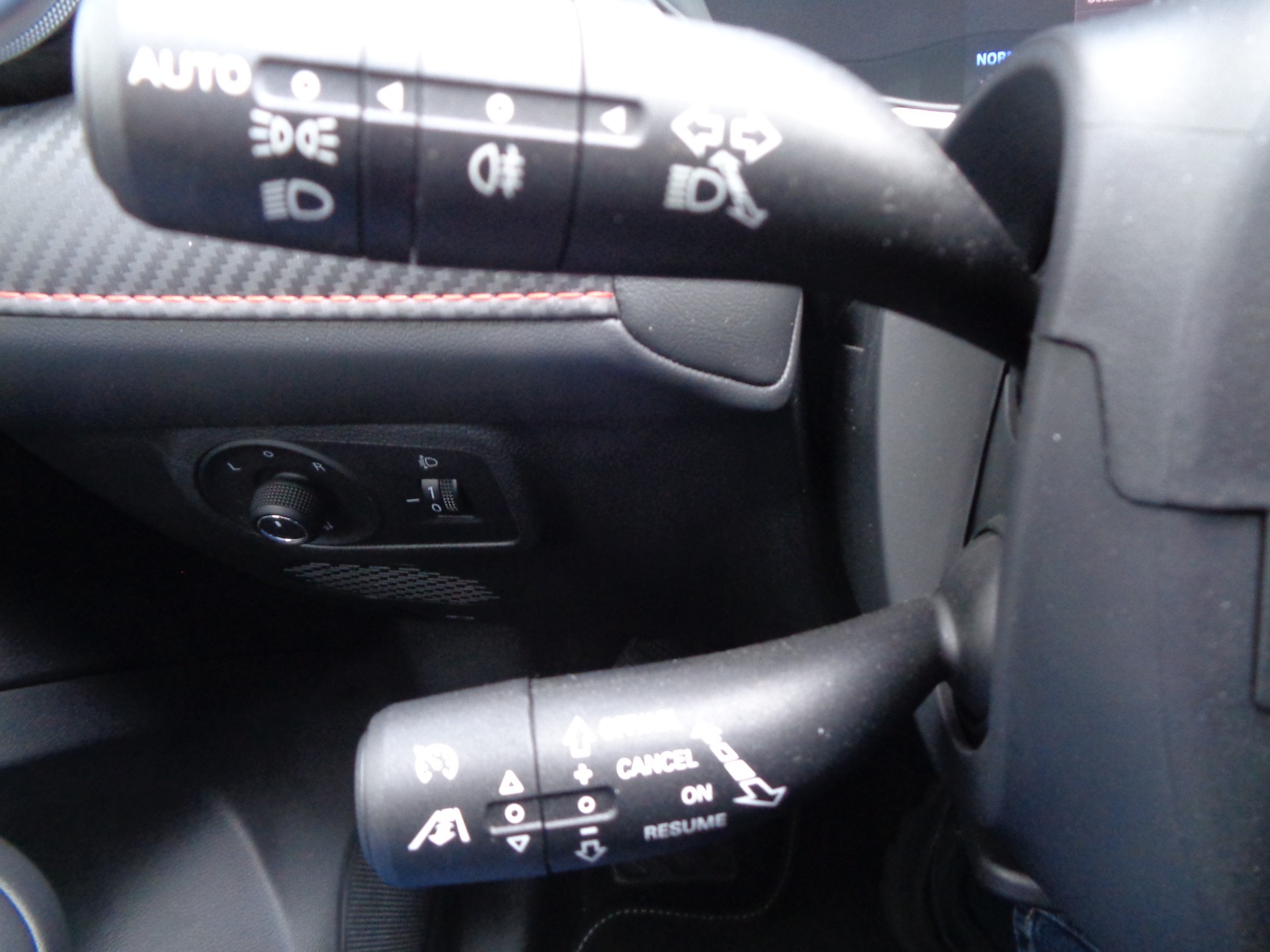 MG ZS EV 70kWh Luxury-image-22