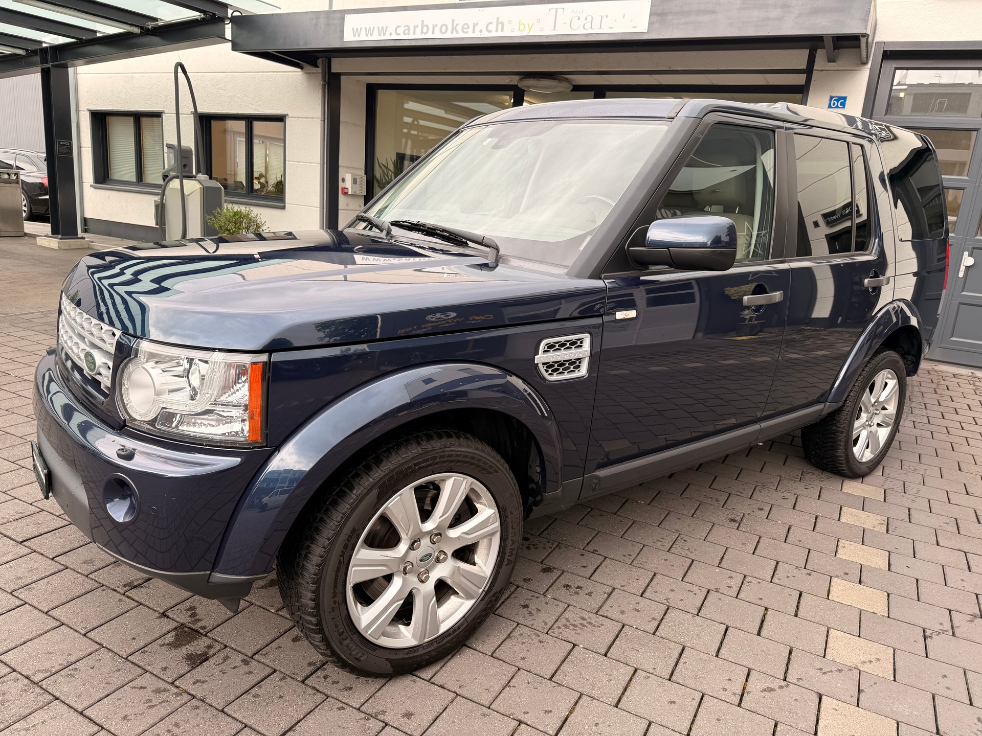LAND ROVER Discovery 3.0 SDV6 HSE Automatic