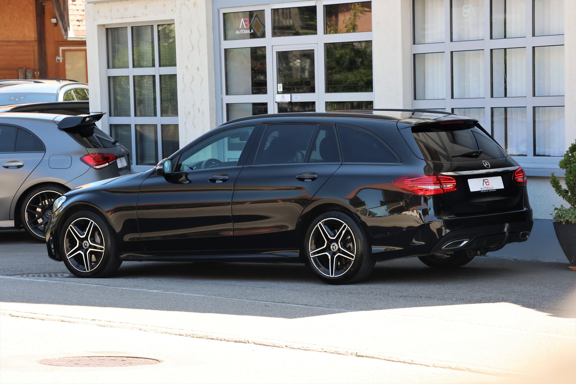 MERCEDES-BENZ C 220 d Swiss Star AMG Line 4M 9G-Tronic (CH) + 1.8T AHK-image-4