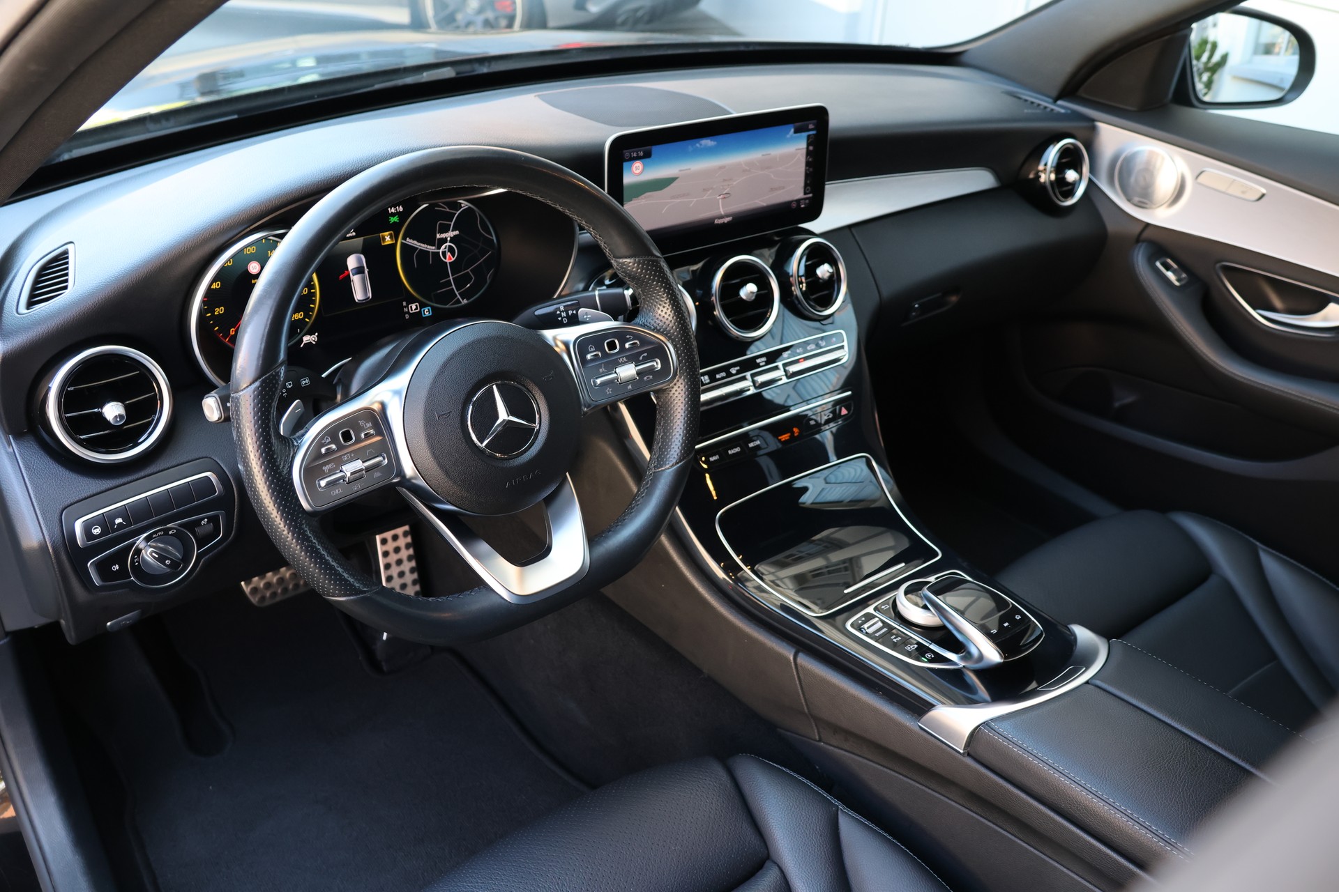 MERCEDES-BENZ C 220 d Swiss Star AMG Line 4M 9G-Tronic (CH) + 1.8T AHK-image-9