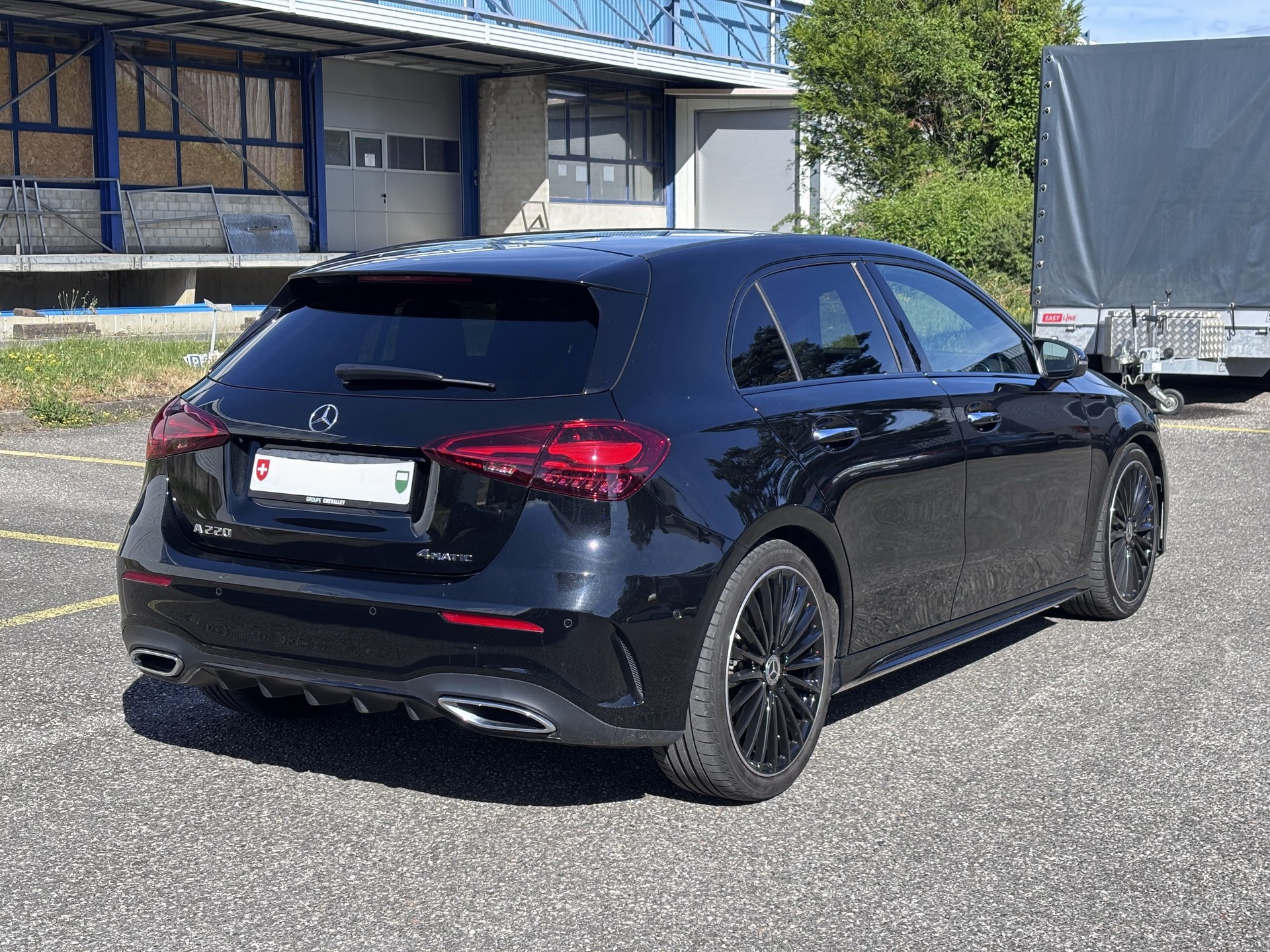 MERCEDES-BENZ A 220 4Matic 8G-DCT-showroom-element-3