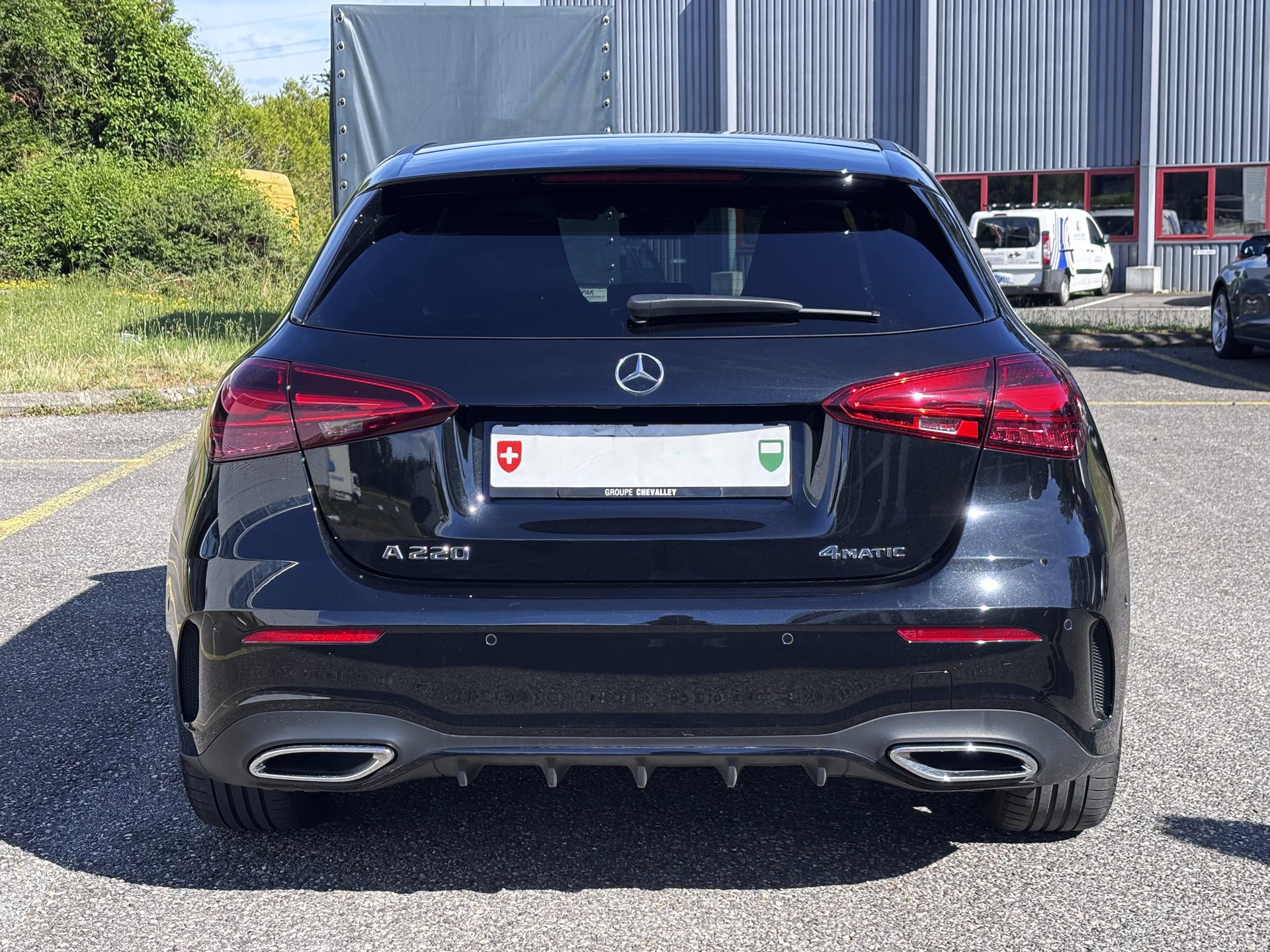 MERCEDES-BENZ A 220 4Matic 8G-DCT-image-4