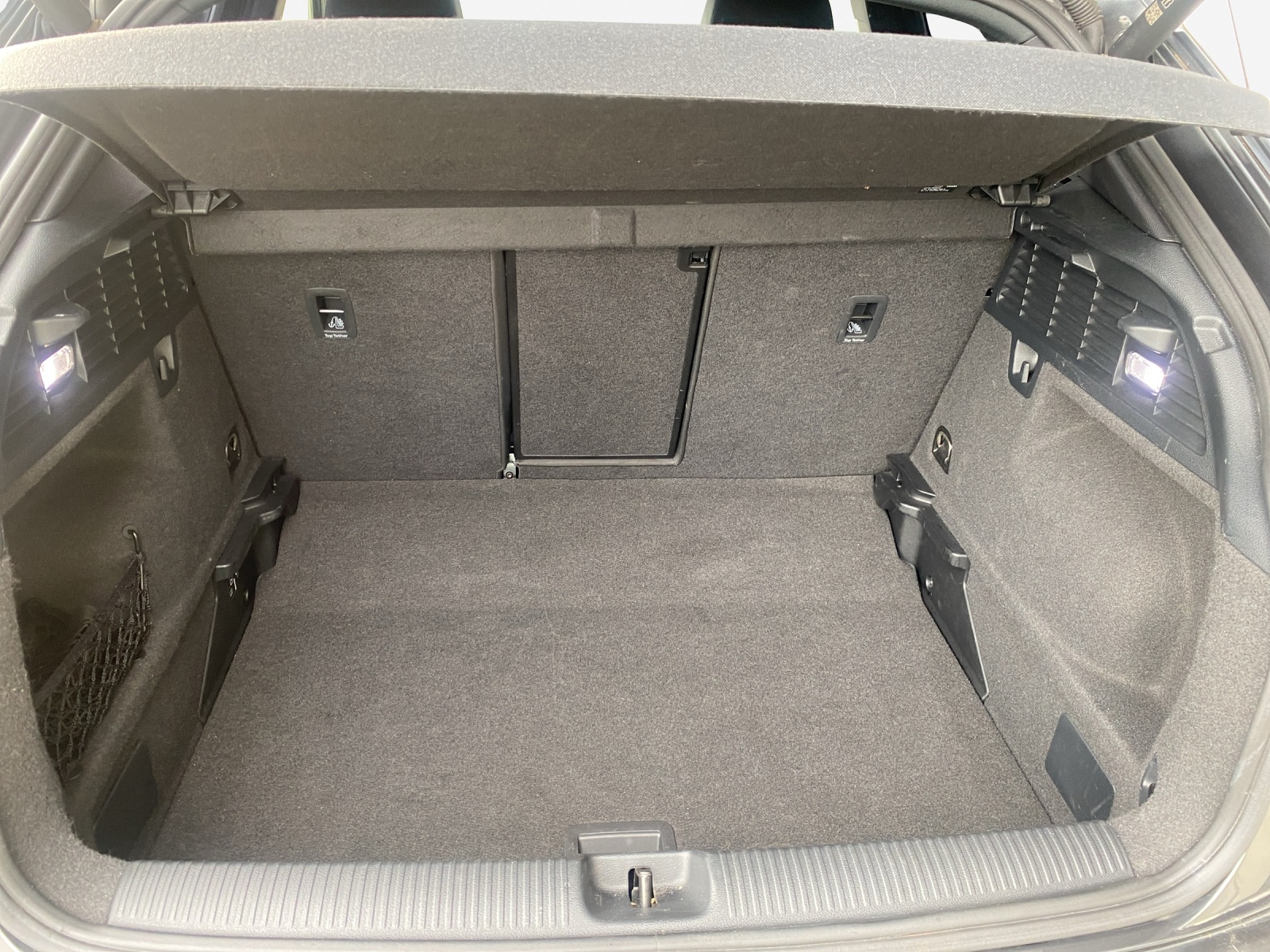 AUDI Q2 35 TFSI S line S-tronic-image-12