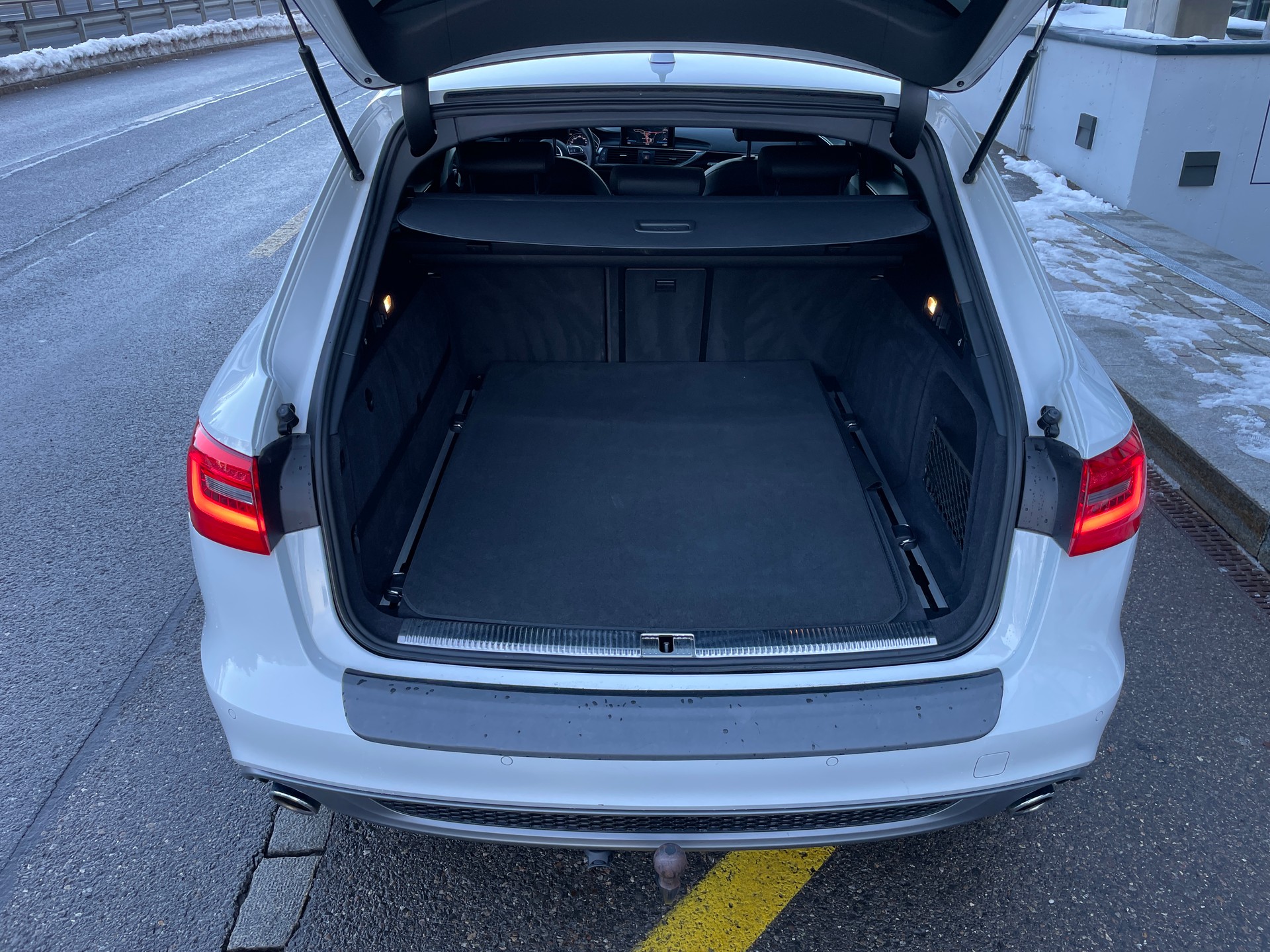 AUDI A6 Avant 3.0 BiTDI V6 quattro tiptronic-image-8