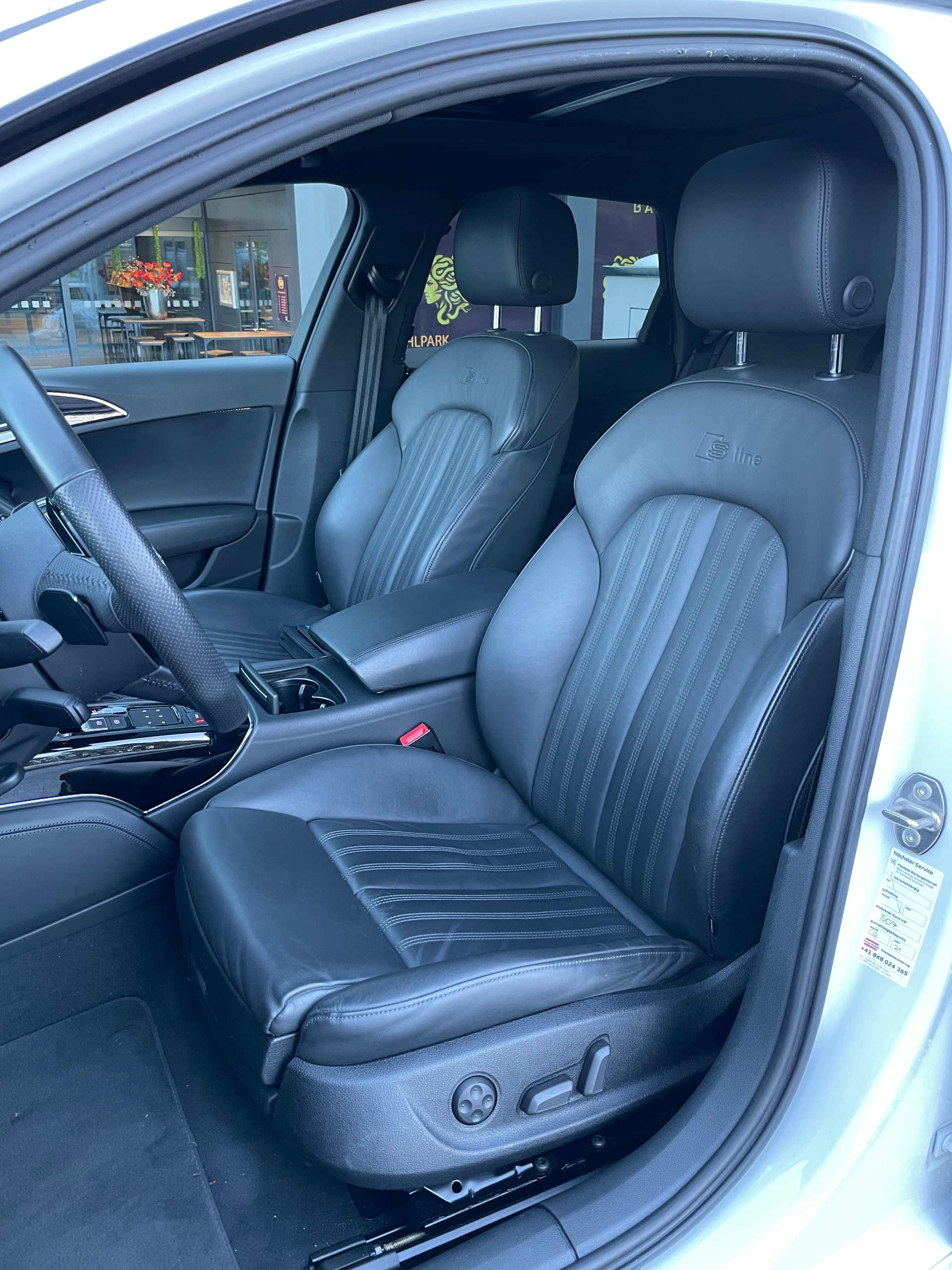 AUDI A6 Avant 3.0 BiTDI V6 quattro tiptronic-image-14