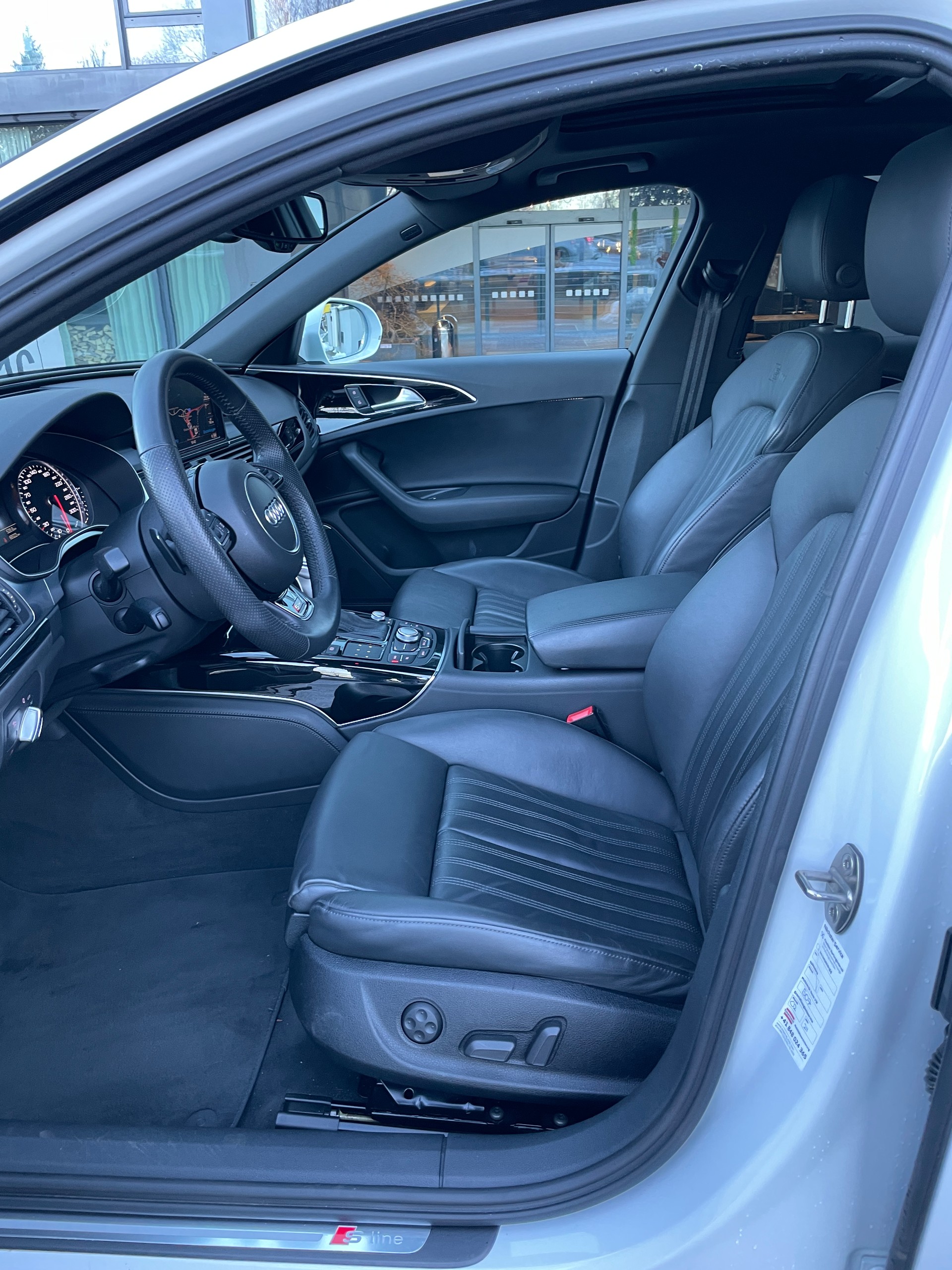 AUDI A6 Avant 3.0 BiTDI V6 quattro tiptronic-image-13