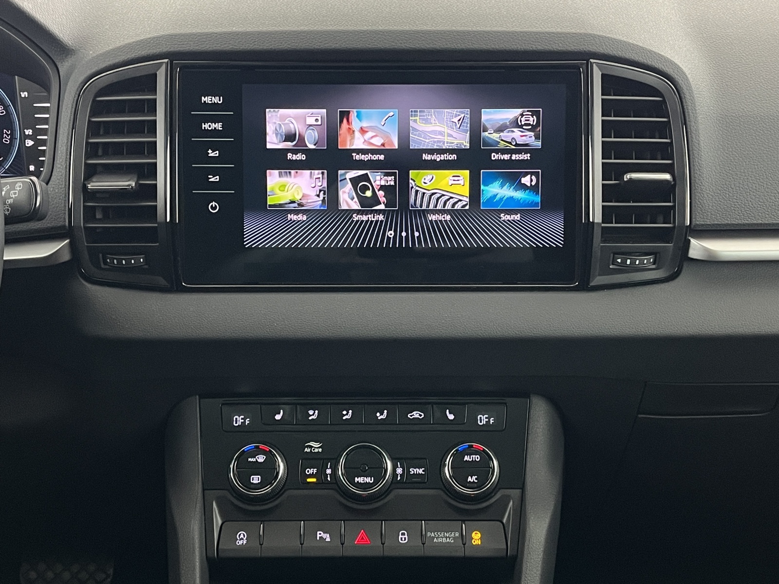 SKODA Karoq 2.0 TDI CR Selection 4x4 DSG-image-10