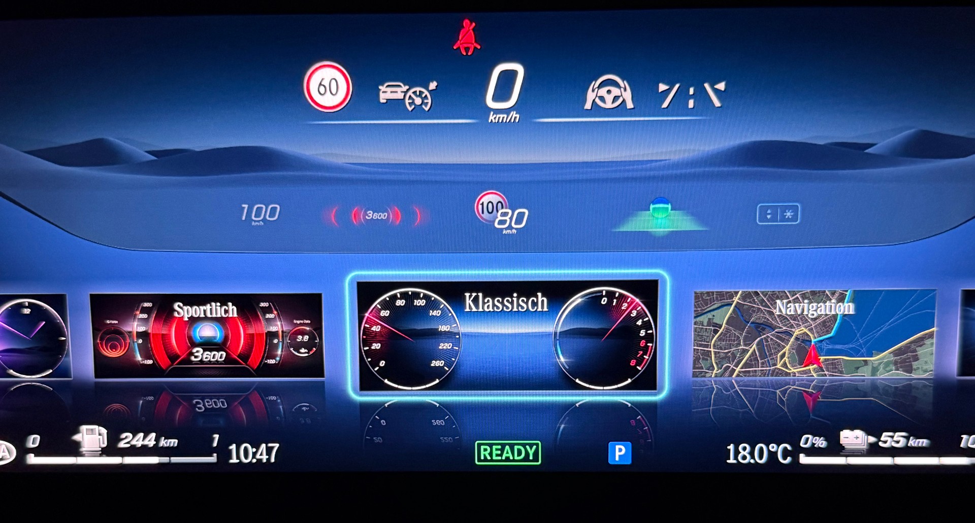 MERCEDES-BENZ A 200 AMG Line Night Star 7G-DCT-image-23