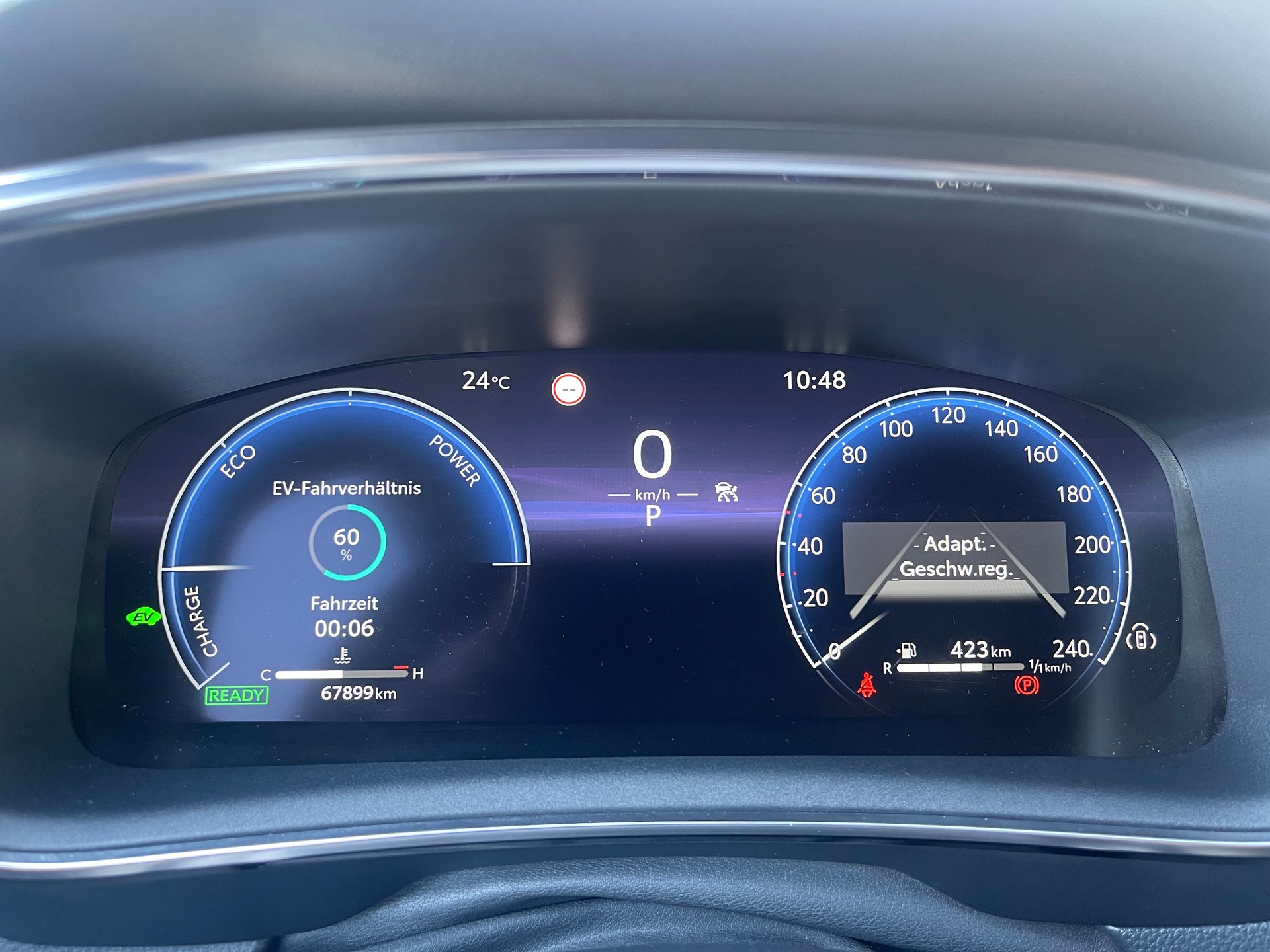 TOYOTA Corolla Touring Sports 2.0 HSD Trend e-CVT-image-20