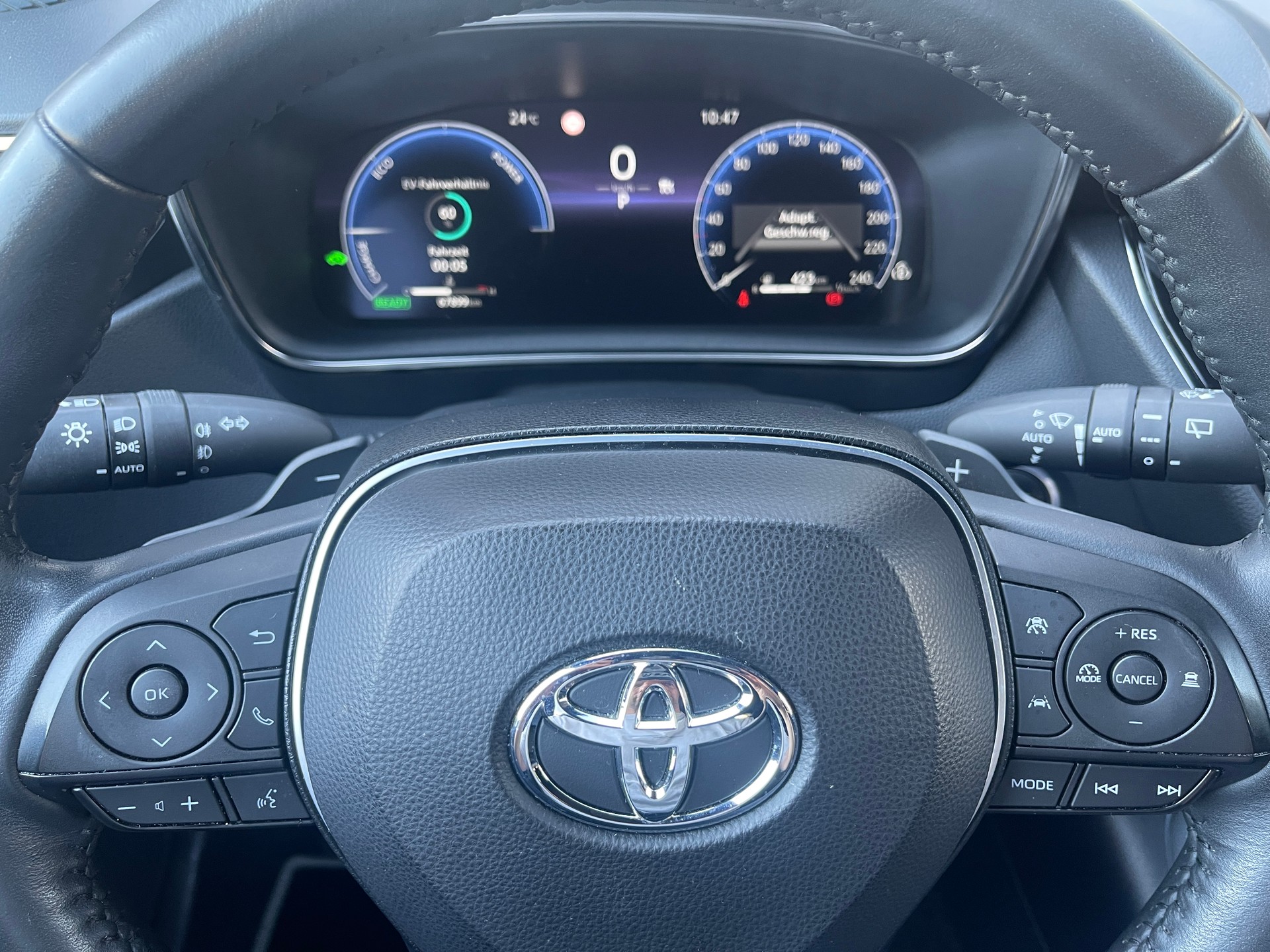 TOYOTA Corolla Touring Sports 2.0 HSD Trend e-CVT-image-19