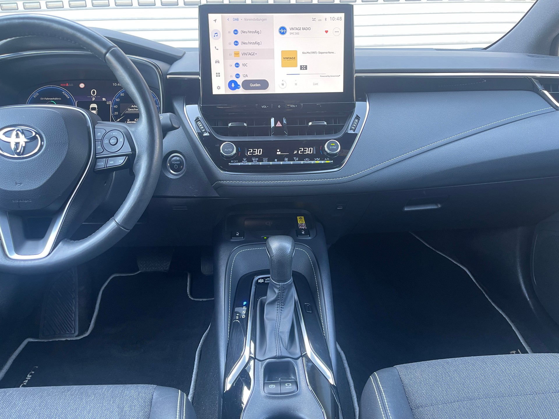 TOYOTA Corolla Touring Sports 2.0 HSD Trend e-CVT-image-12