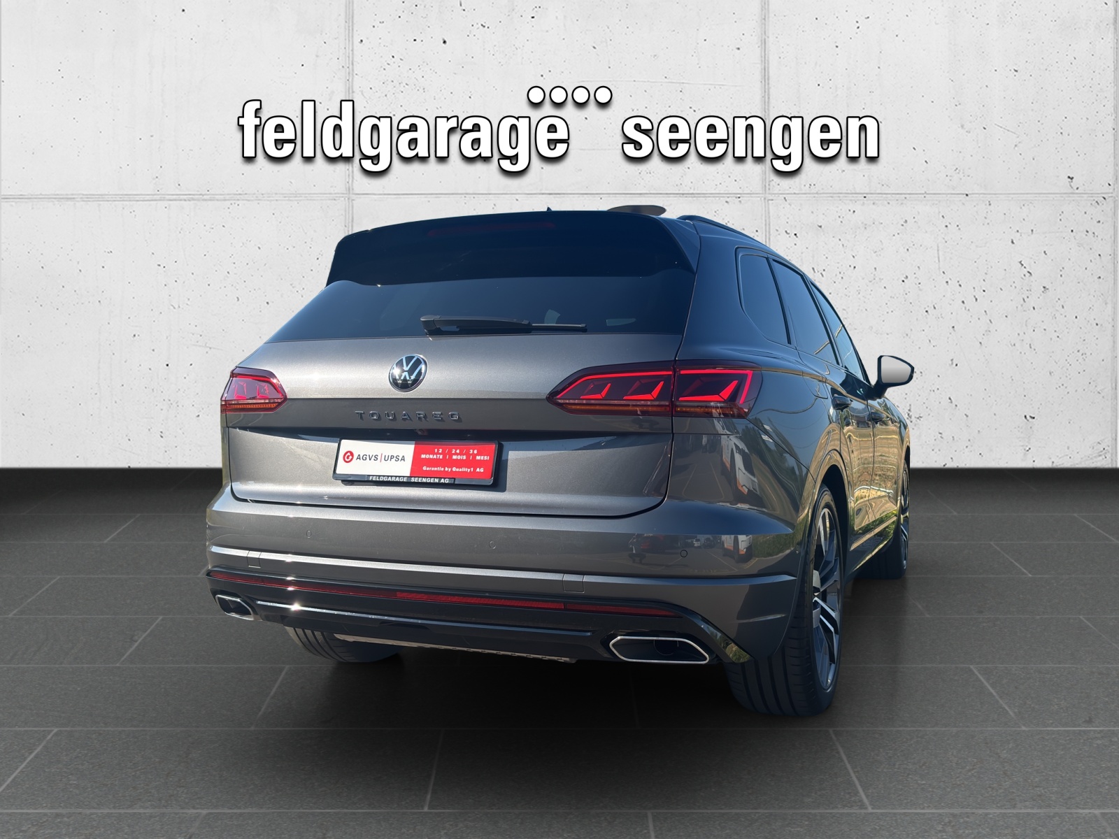 VW Touareg 3.0 TDI R Line Tiptronic mit AHK & Panorama-Ausstell-/Schiebedach-image-4