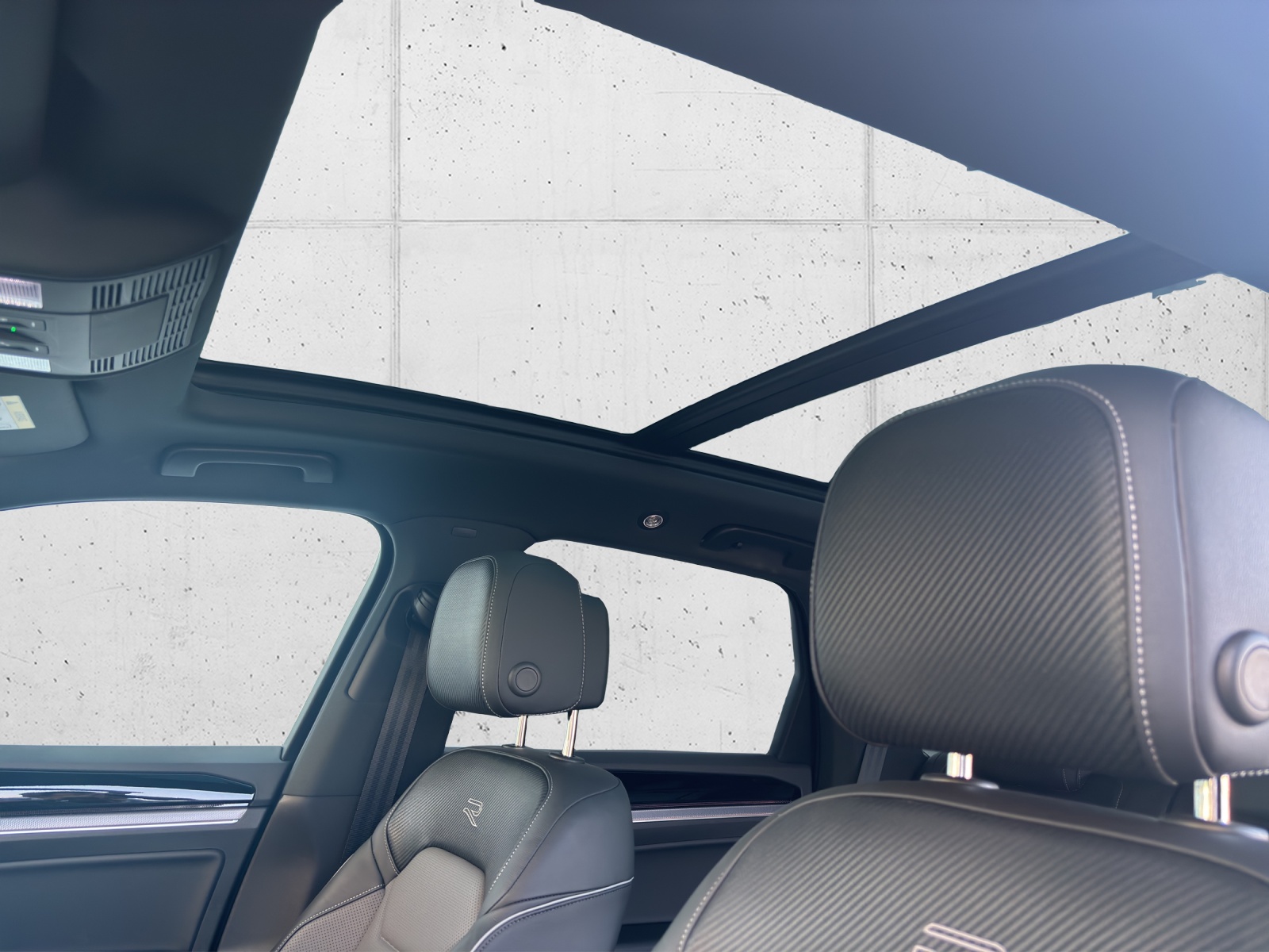 VW Touareg 3.0 TDI R Line Tiptronic mit AHK & Panorama-Ausstell-/Schiebedach-image-27