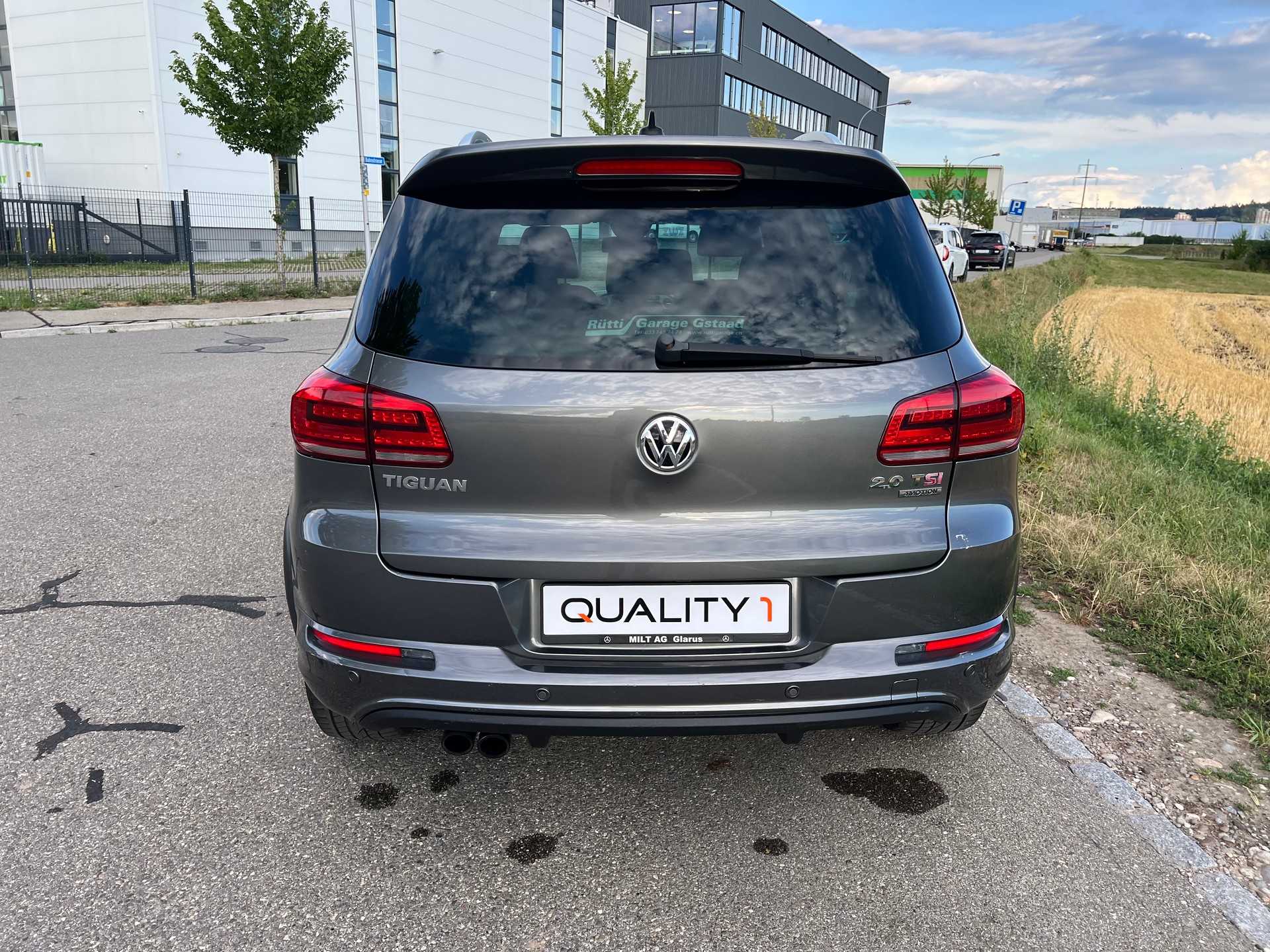 VW Tiguan 2.0 TSI Cup R-Line 4Motion DSG* 211 PS-image-13