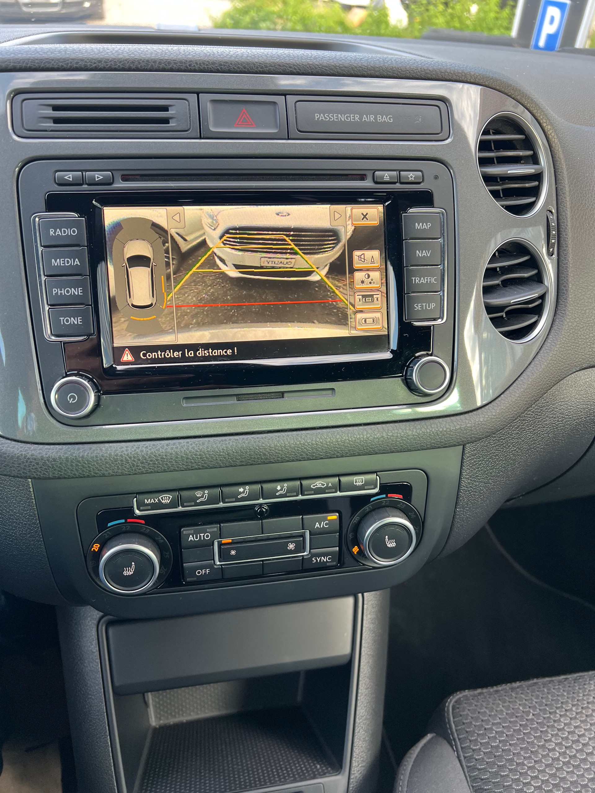 VW Tiguan 2.0 TSI Cup R-Line 4Motion DSG* 211 PS-image-22