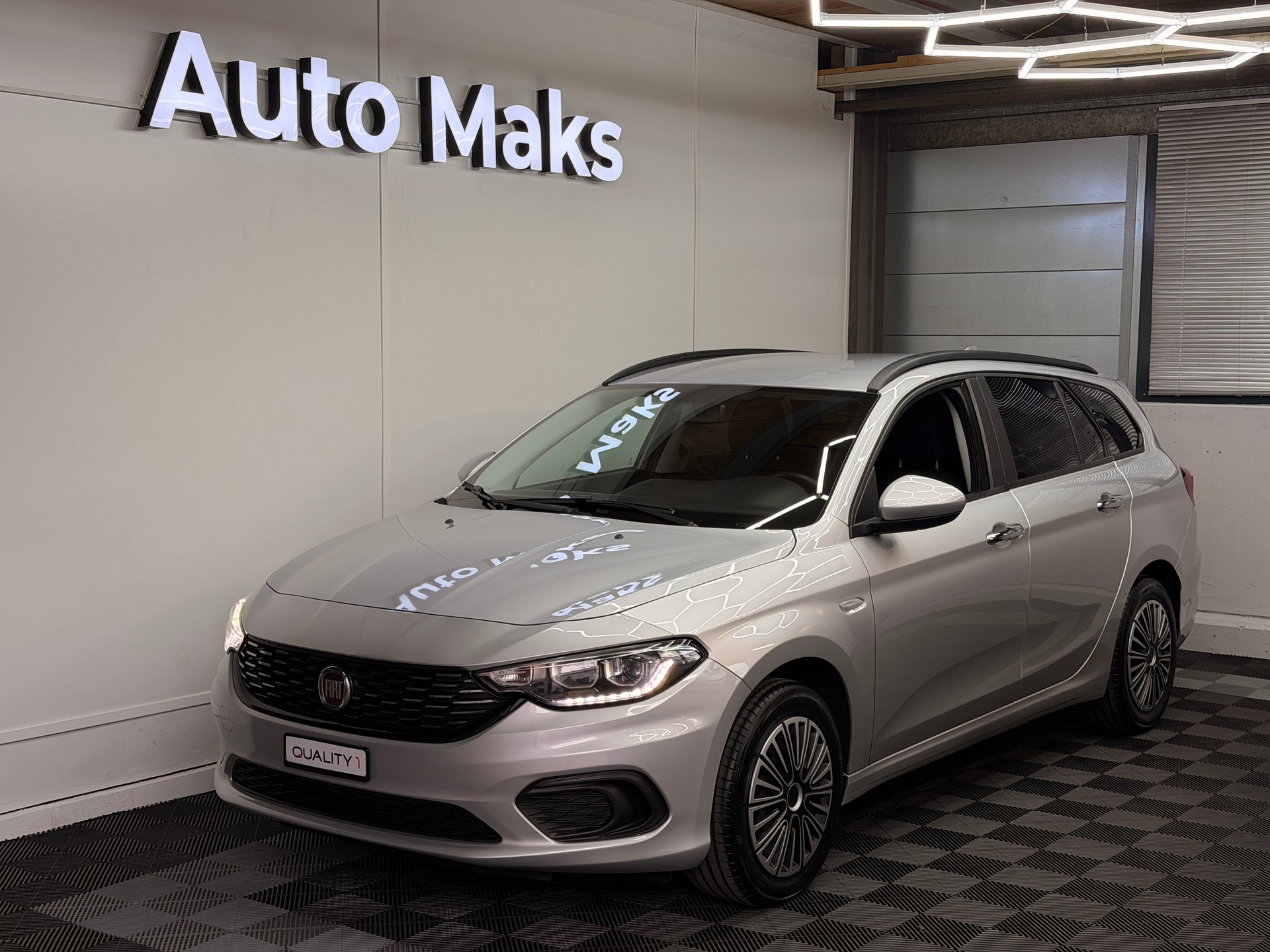 FIAT Tipo 1.6MJ Station Wagon Lounge DCT
