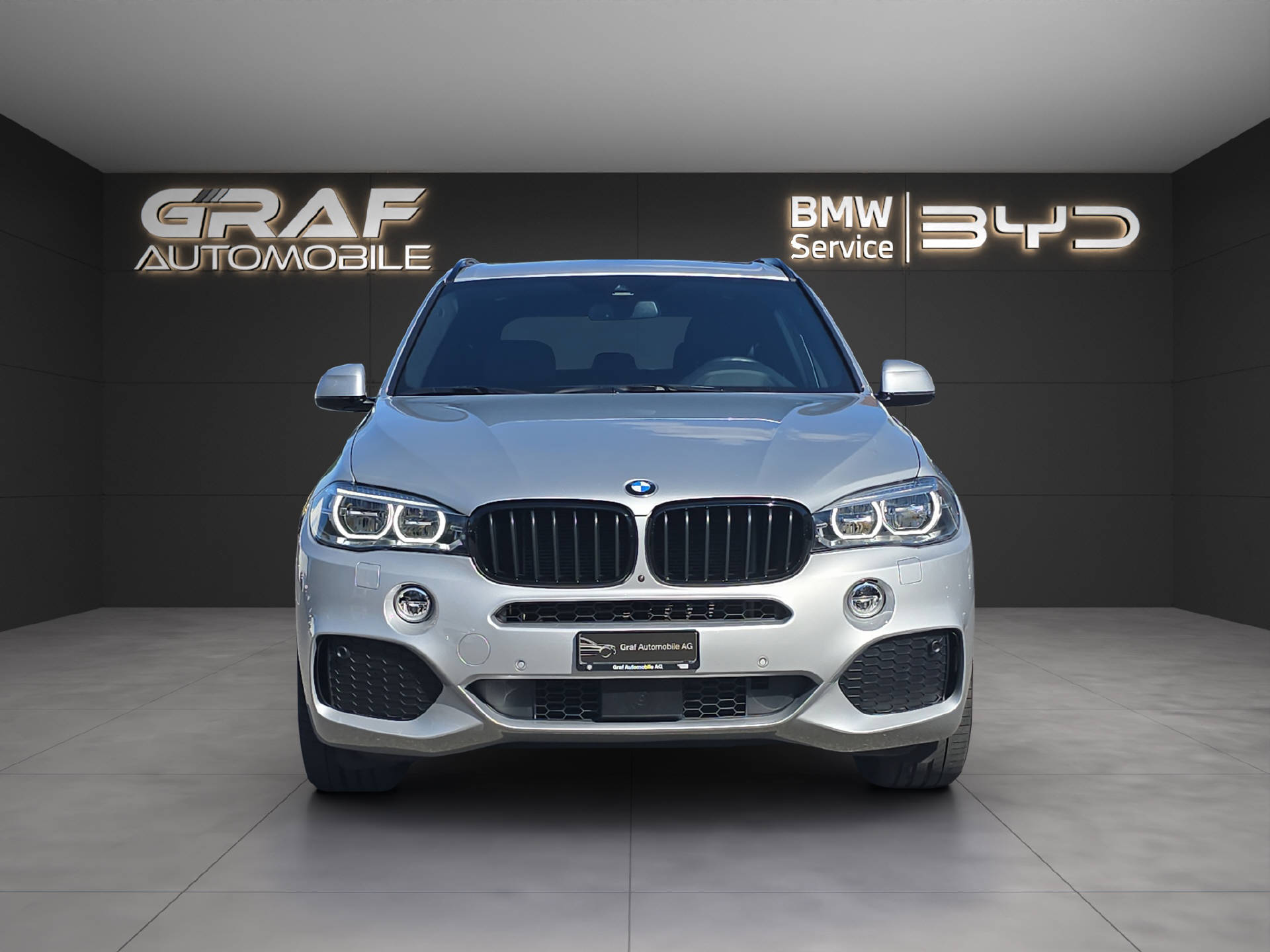BMW X5 30d xDrive M Sport ** Frisch ab MFK & 12 Monate GARANTIE **-showroom-element-1