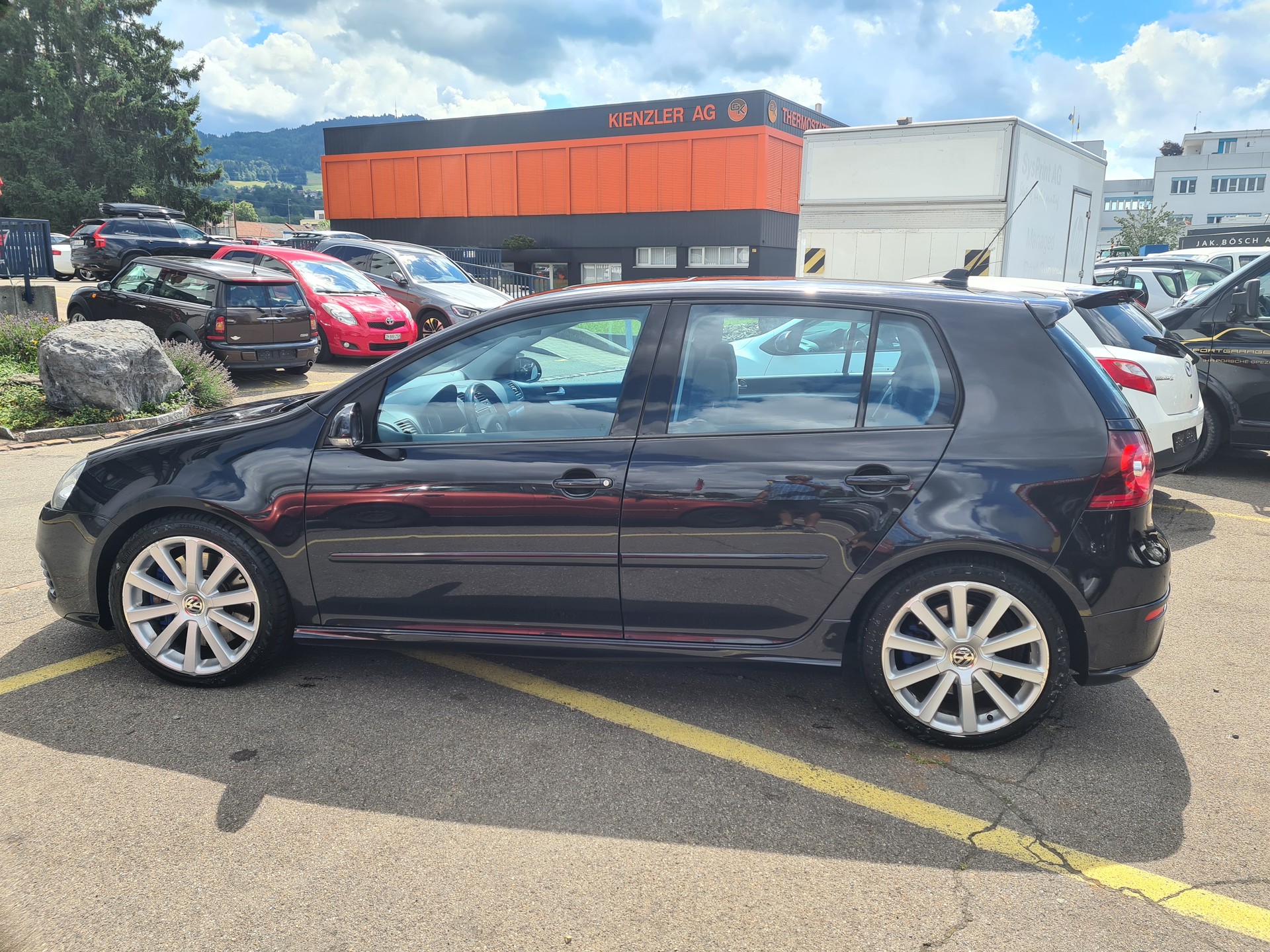 VW Golf R32 4Motion-image-5