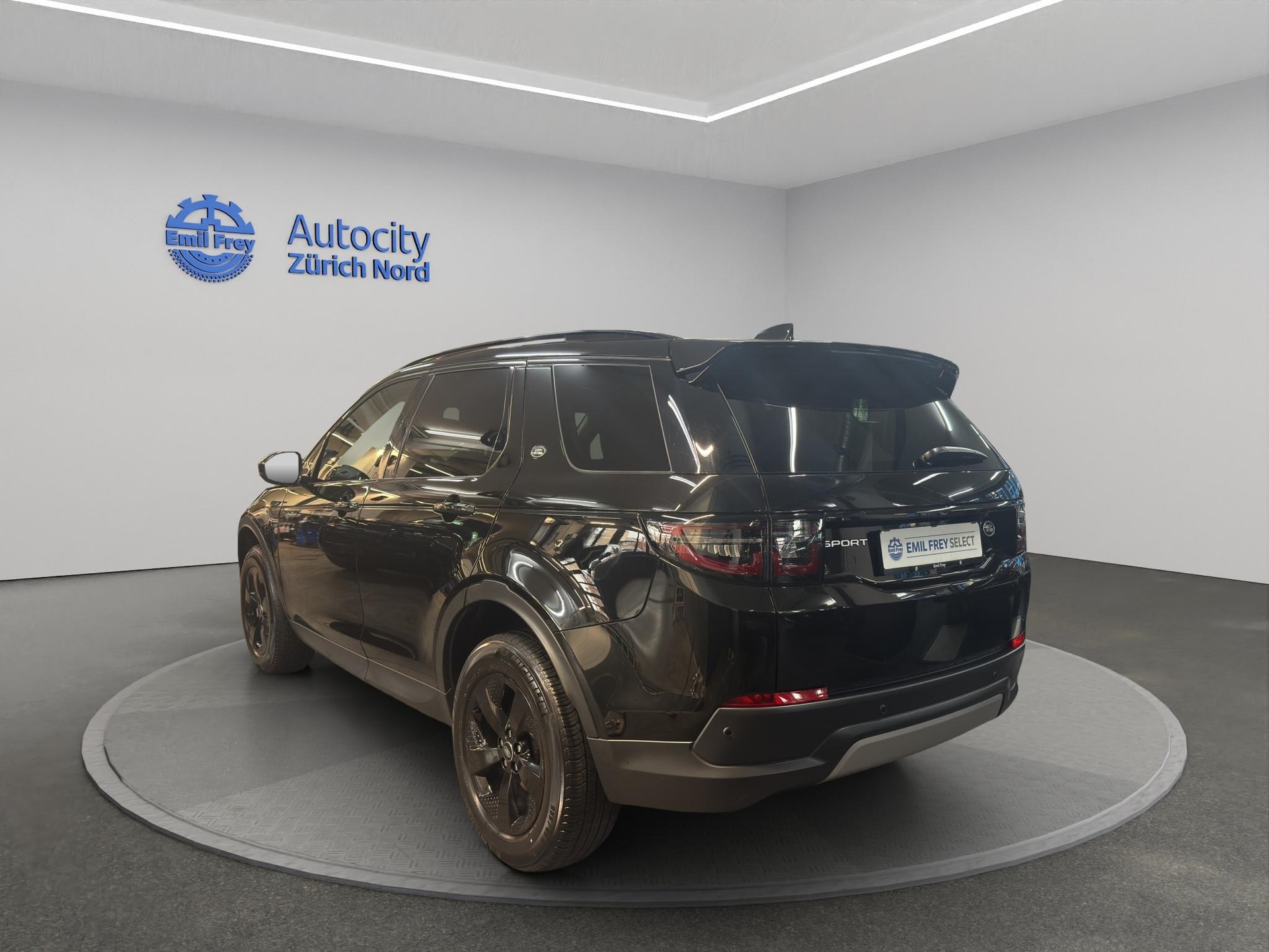 LAND ROVER Discovery Sport 2.0 SD4 200 SE-showroom-element-1