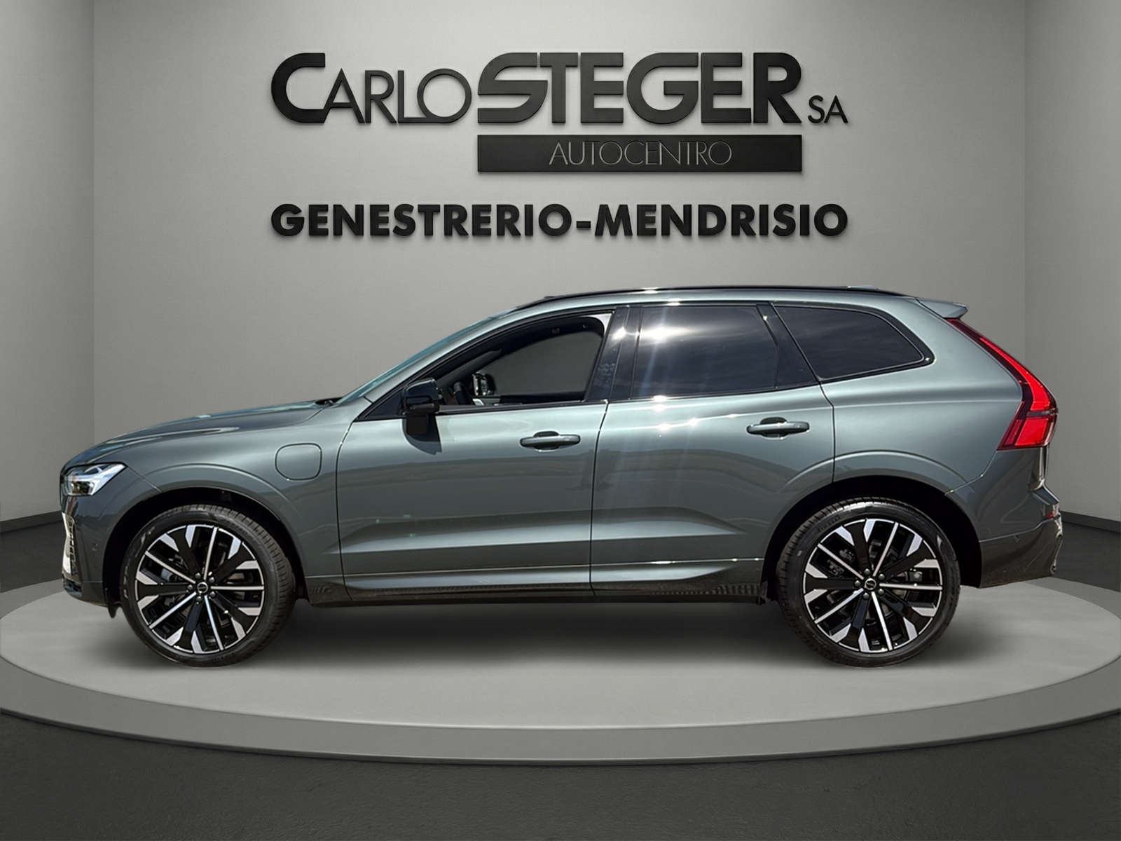 VOLVO XC60 T8 eAWD PluginHybrid Ultra Dark Geartronic-showroom-element-3