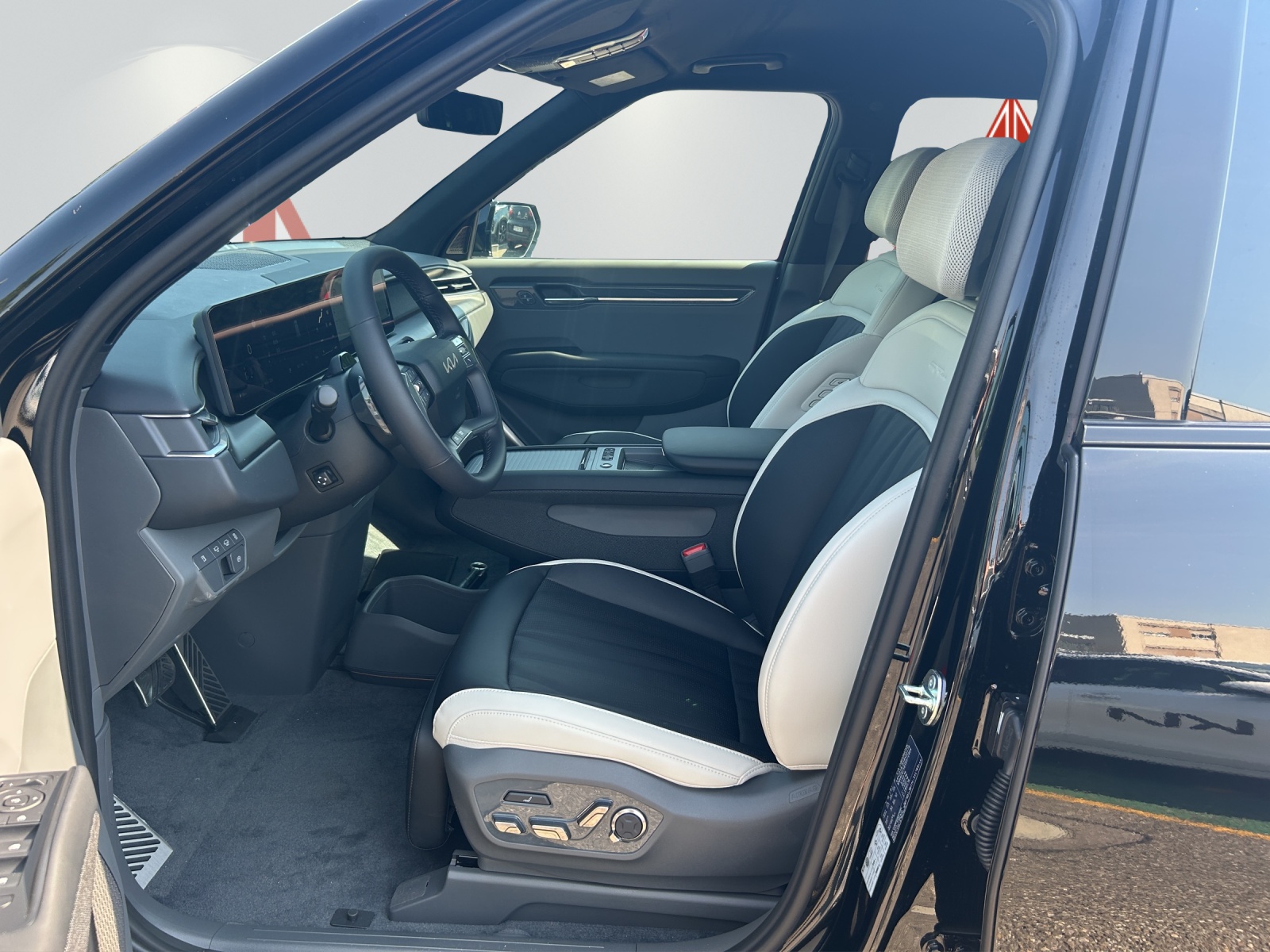 KIA EV9 99.8 kWh GT-Line 4x4 Relaxation 6P-image-7
