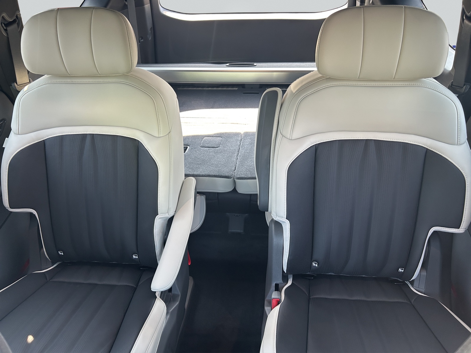 KIA EV9 99.8 kWh GT-Line 4x4 Relaxation 6P-image-8