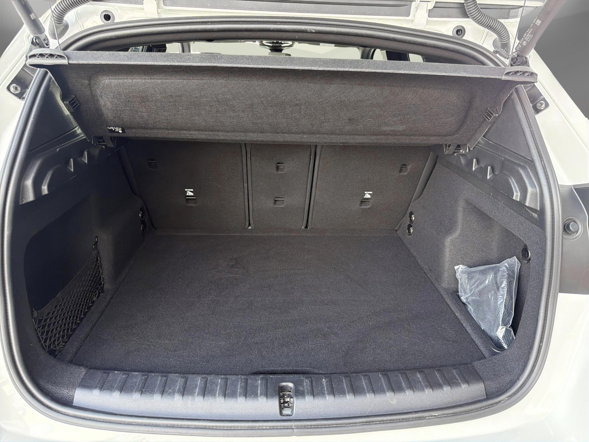 BMW X1 xDrive 23d M Sport-image-17