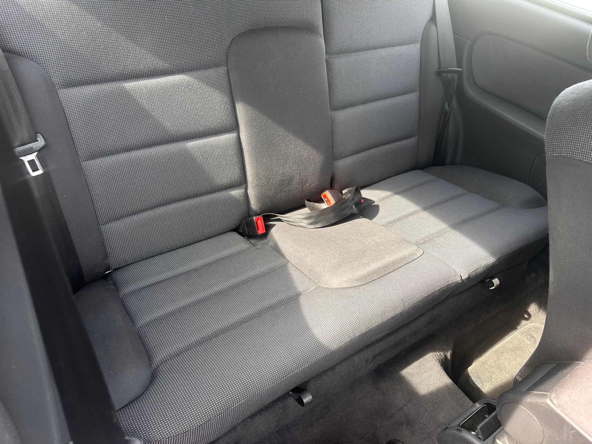 AUDI A3 1.6 Attraction-image-11