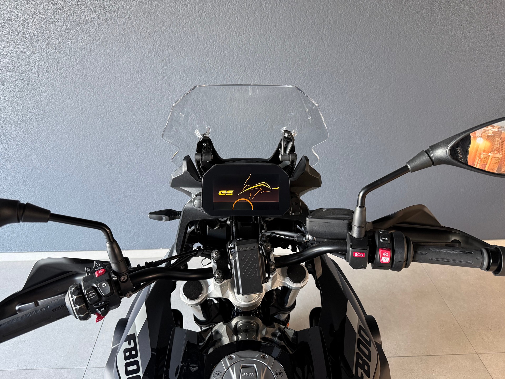 BMW F 800 GS (35kW)-image-11