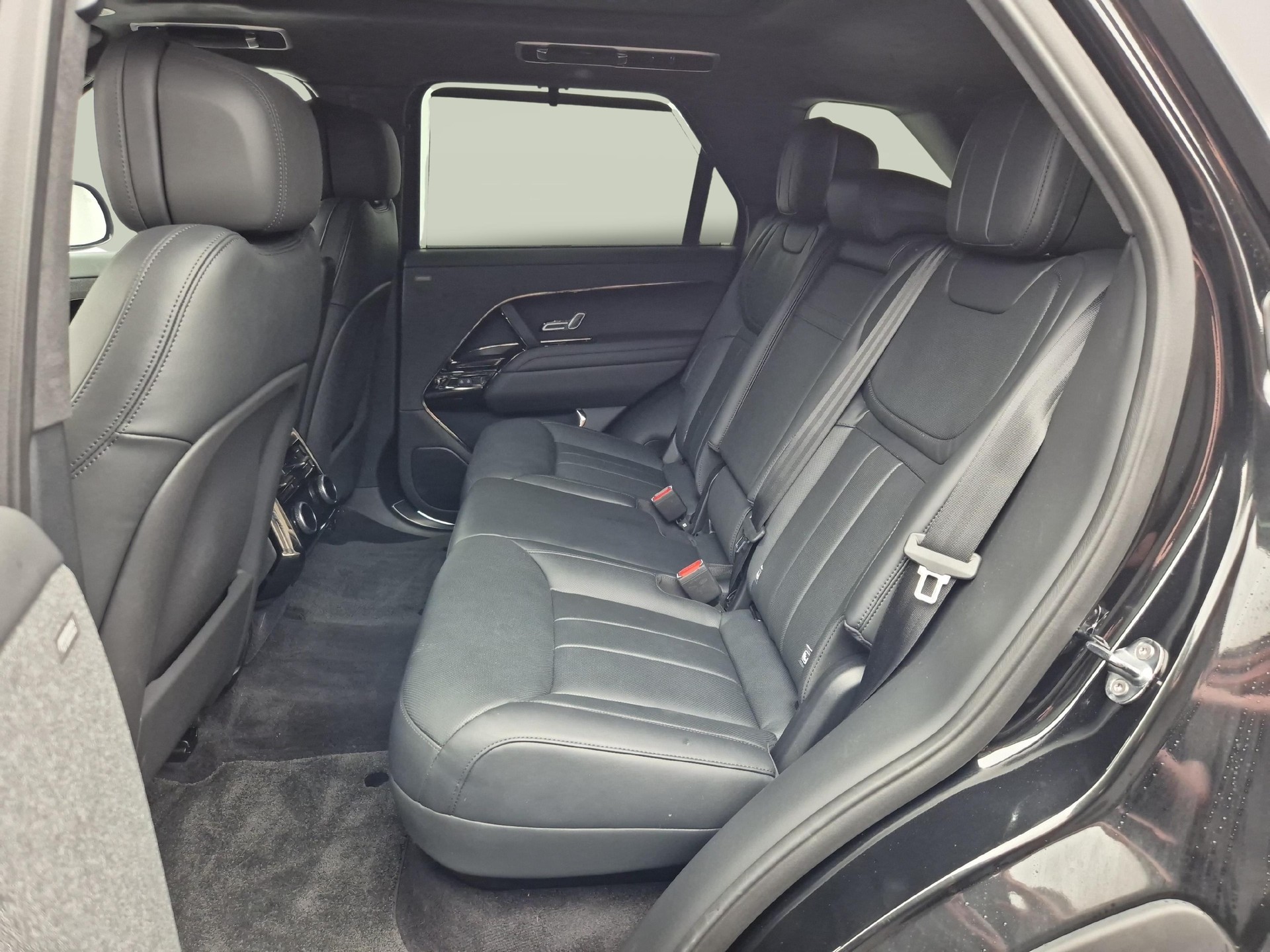 LAND ROVER Range Rover Sport 4.4 V8 Autobiography-showroom-element-3