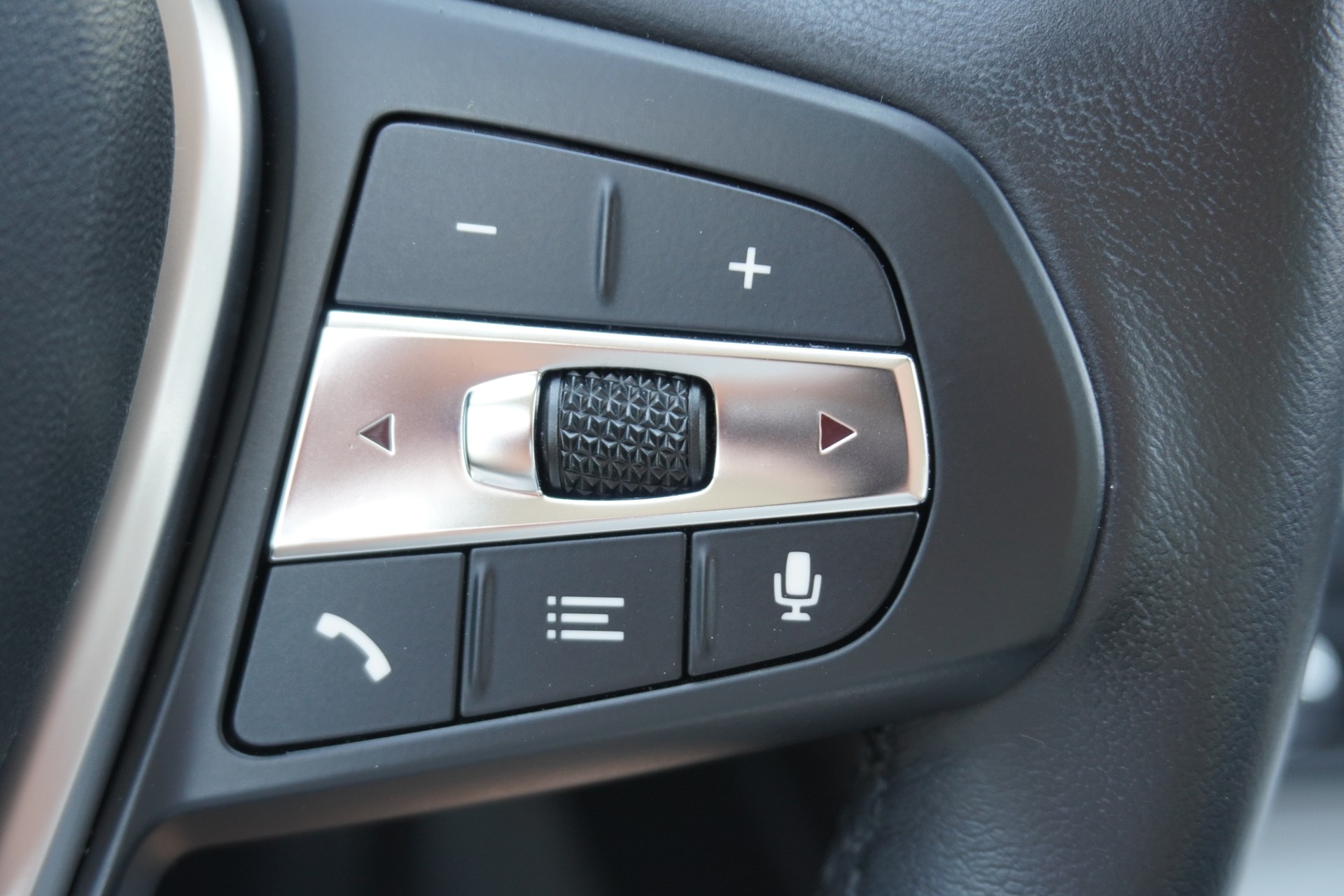 BMW 318d 48V Touring Steptronic-image-21