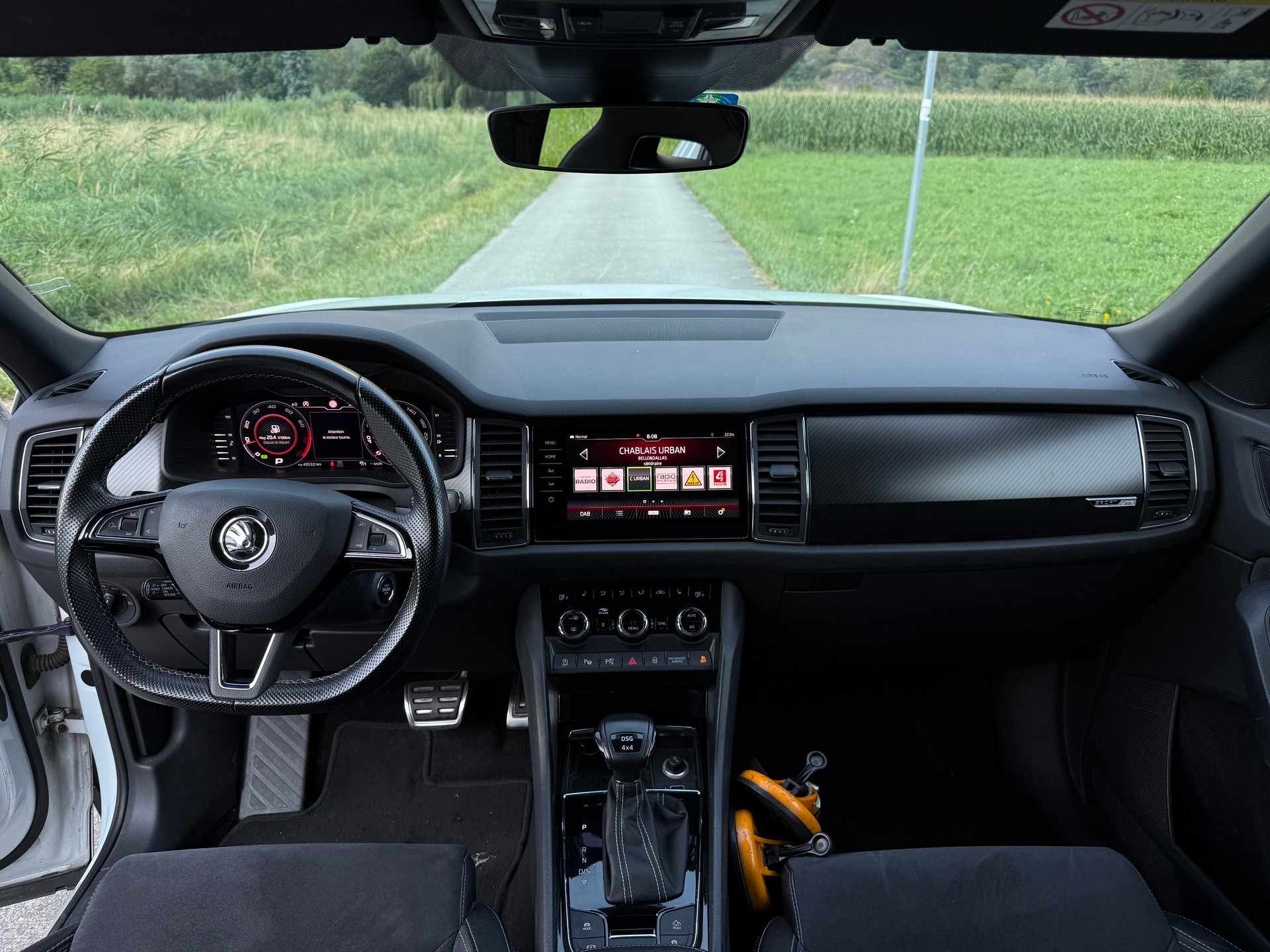 SKODA Kodiaq 2.0 TSI 4x4 Sport Line-image-9