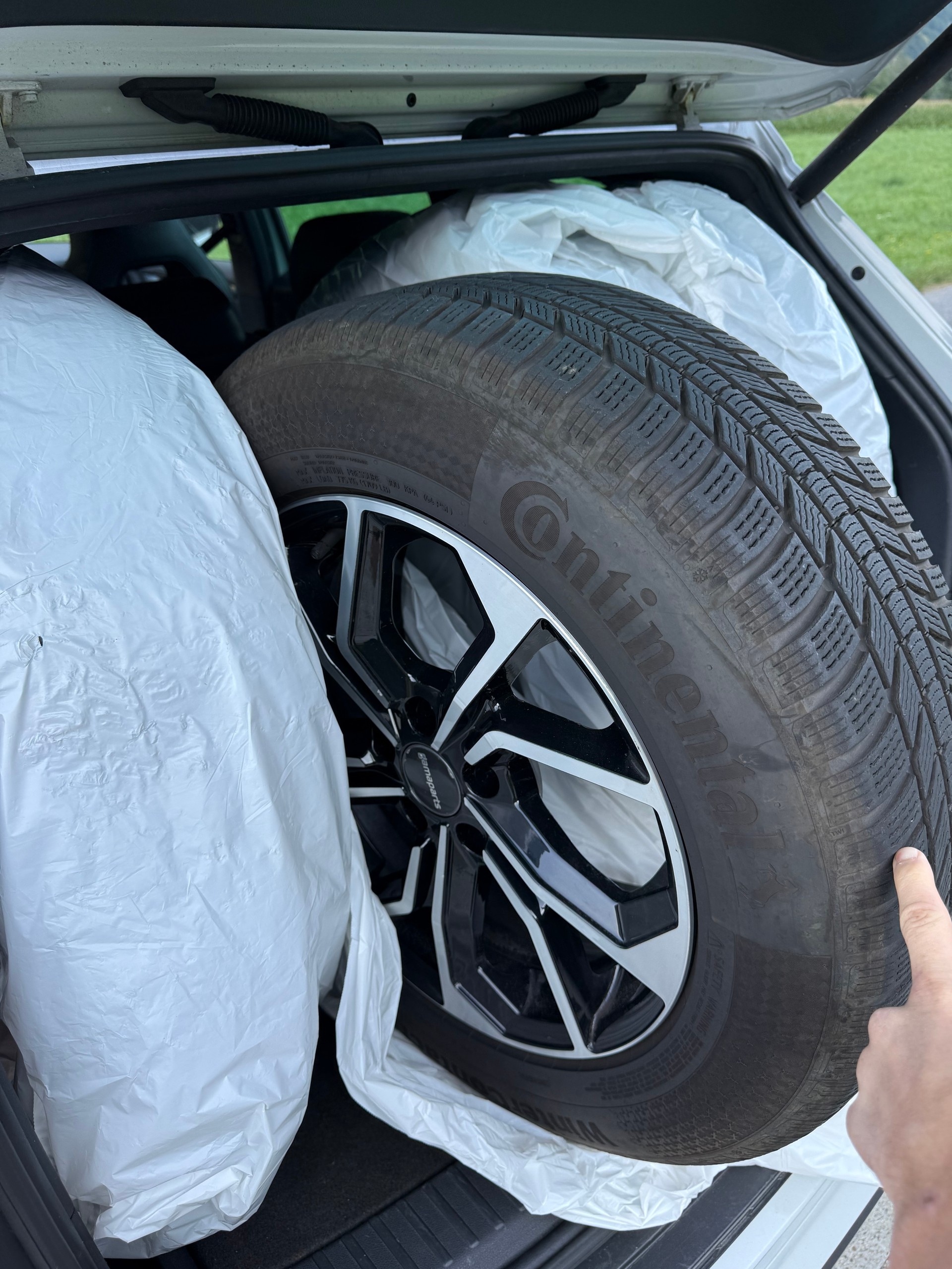SKODA Kodiaq 2.0 TSI 4x4 Sport Line-image-15