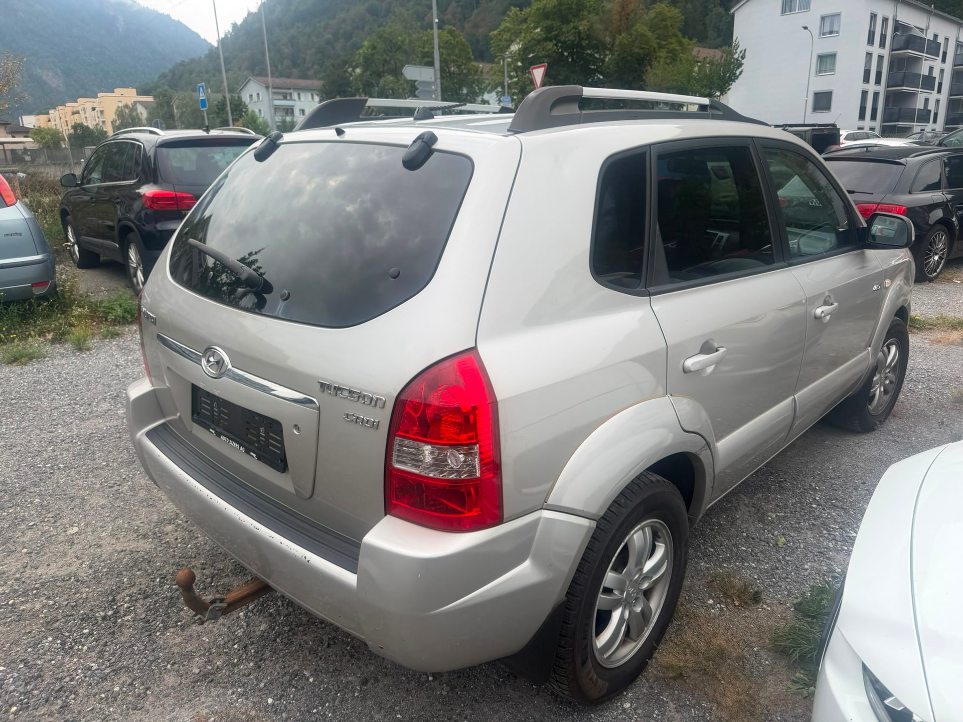 HYUNDAI Tucson 2.0 CRDi VGT 4WD-image-2