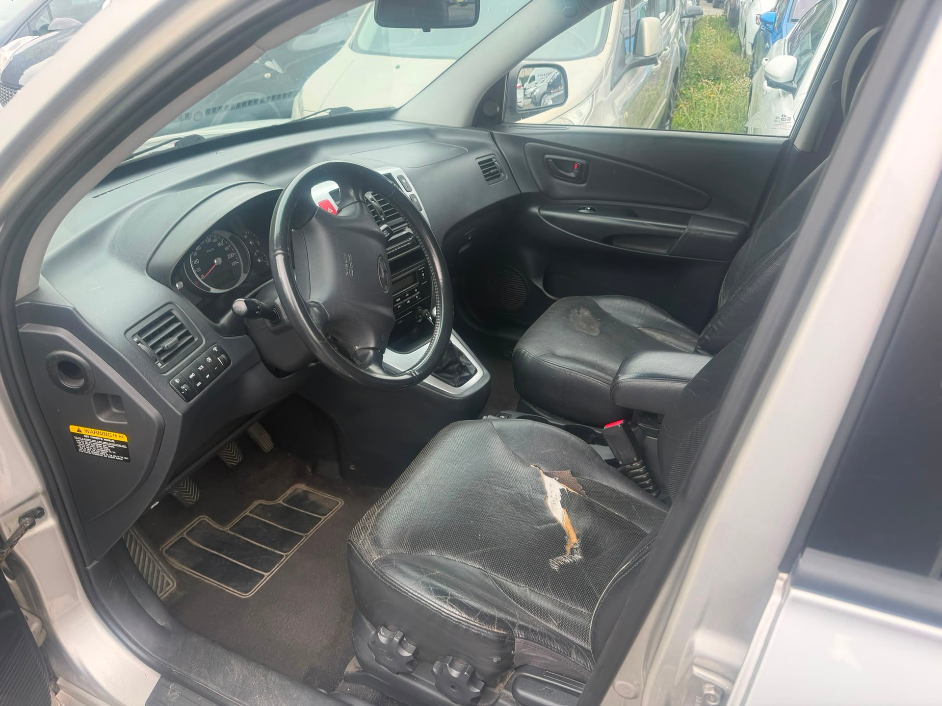 HYUNDAI Tucson 2.0 CRDi VGT 4WD-image-6