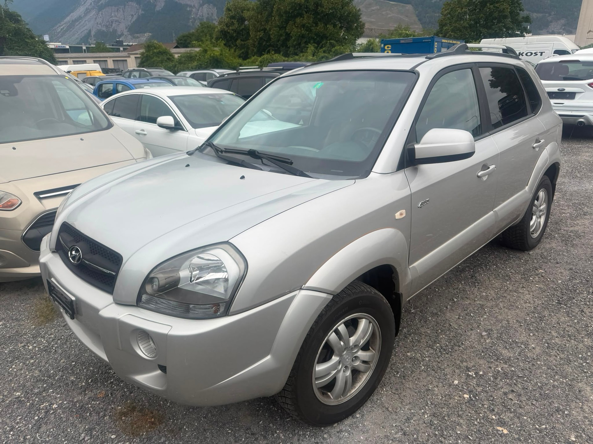 HYUNDAI Tucson 2.0 CRDi VGT 4WD-image-3