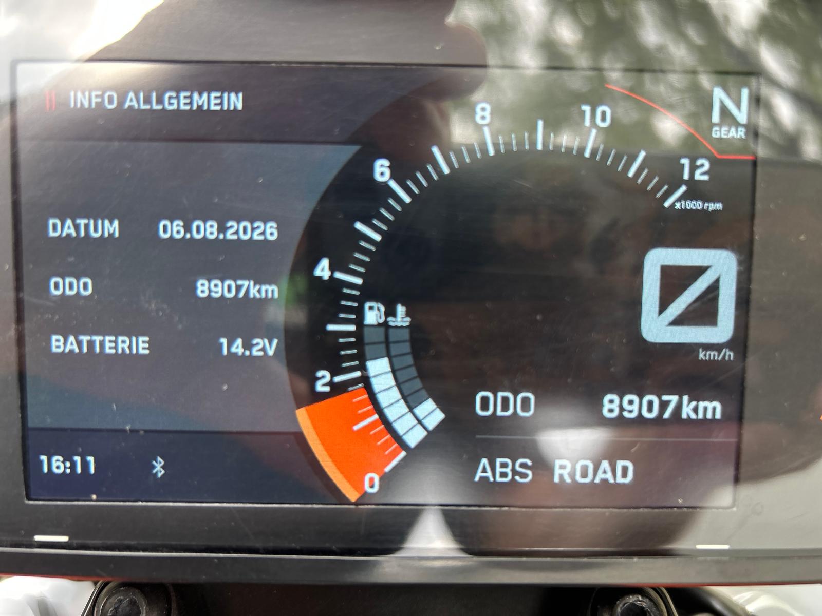 KTM 390 Duke ABS-image-9