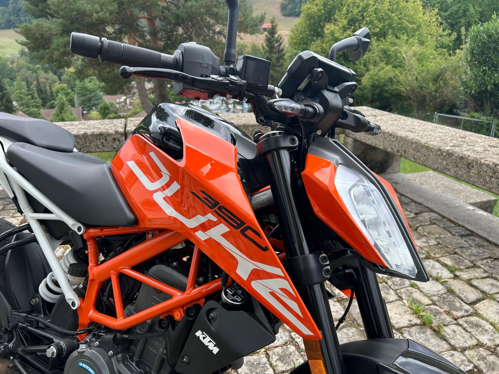 KTM 390 Duke ABS-image-4