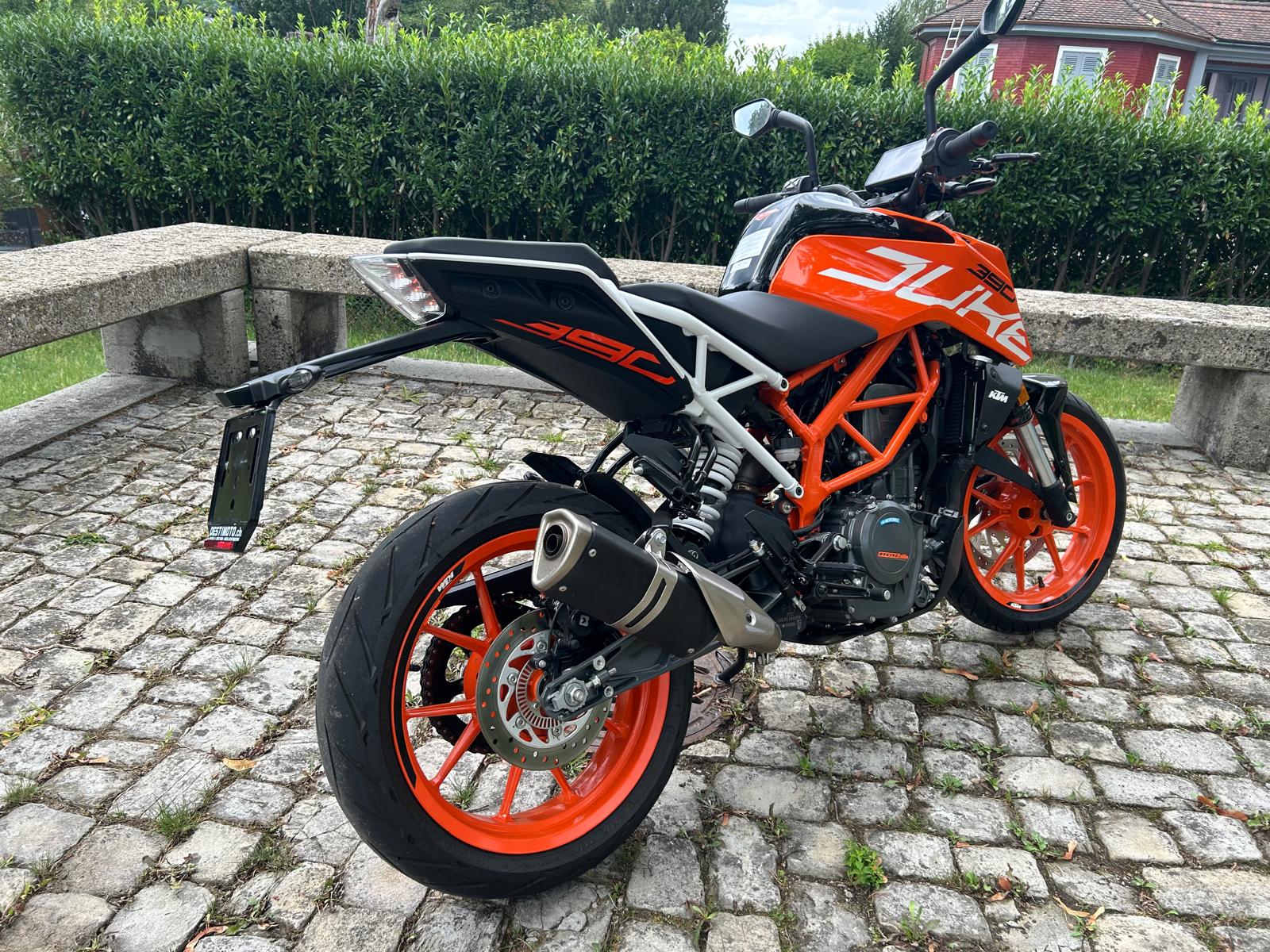 KTM 390 Duke ABS-image-8