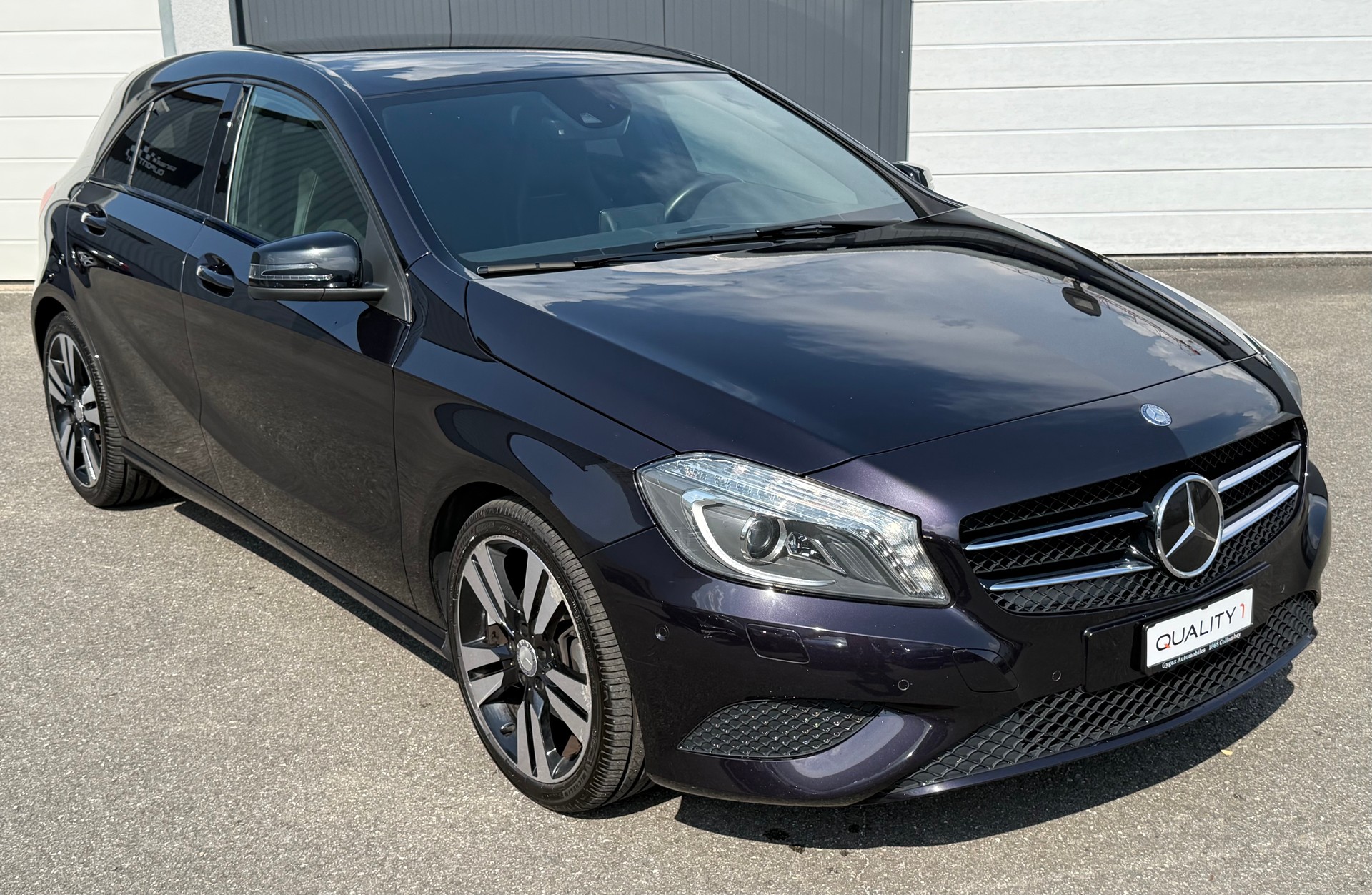 MERCEDES-BENZ A 200