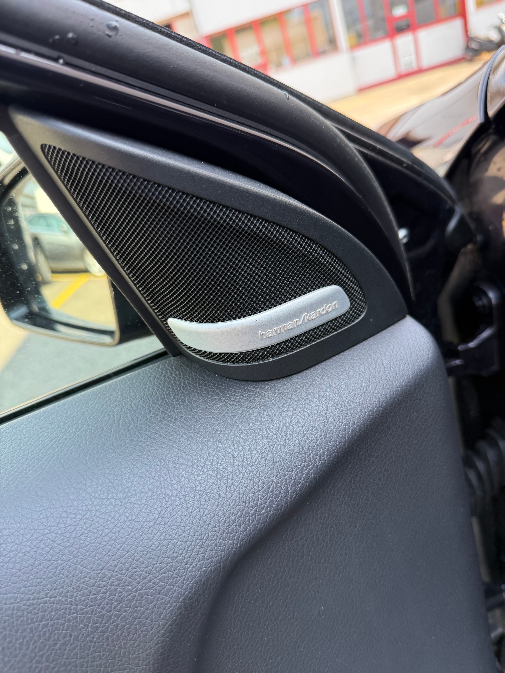 MERCEDES-BENZ A 200-image-8